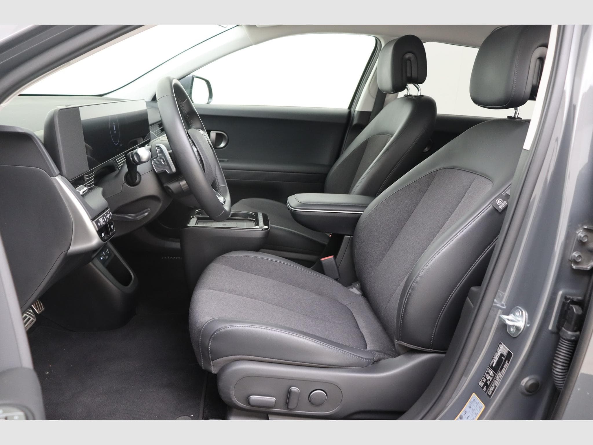 Hyundai IONIQ 5 Core Plus (2025) - Photo 13