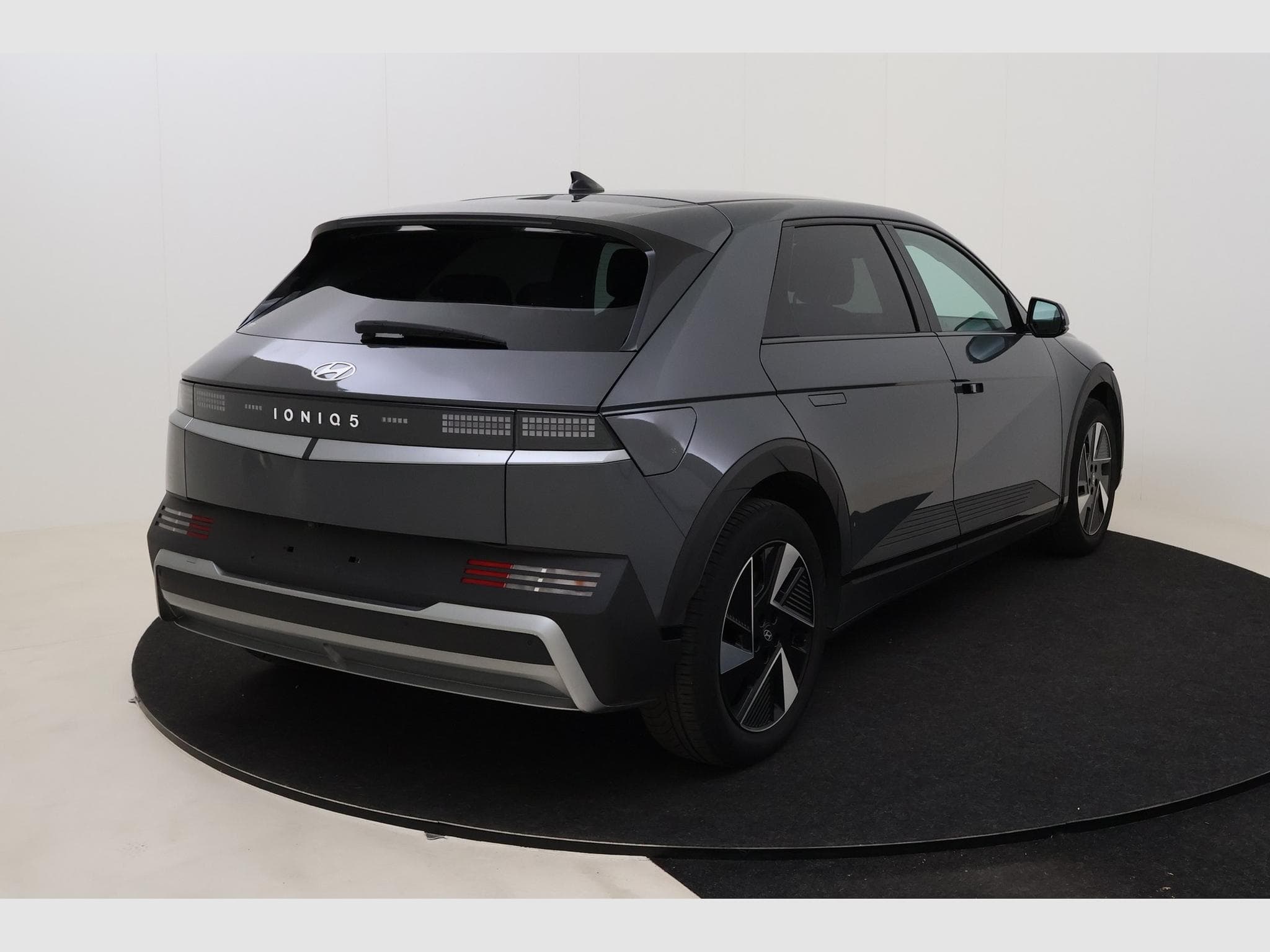 Hyundai IONIQ 5 Core Plus (2025) - Photo 6