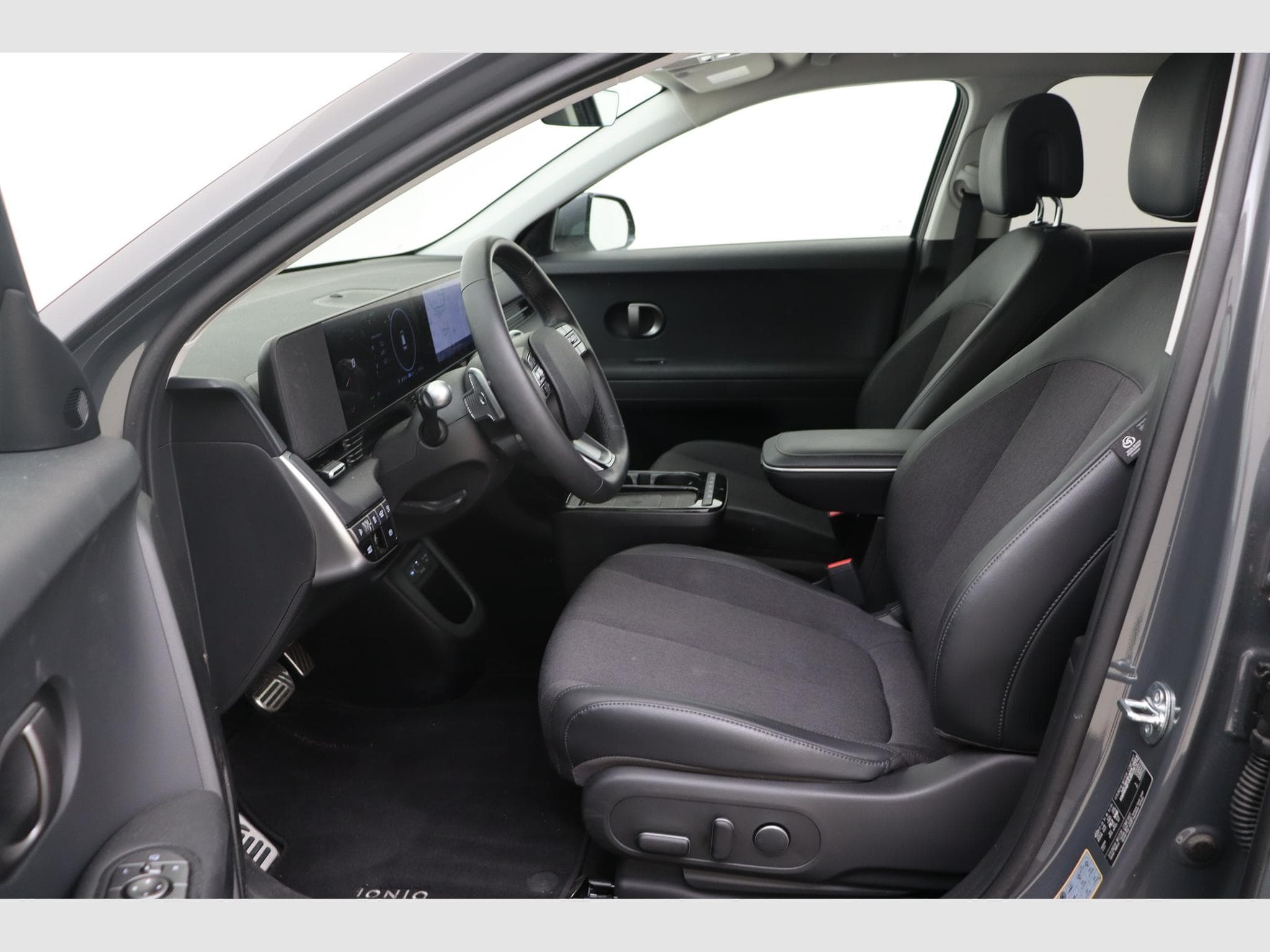 Hyundai IONIQ 5 Core Plus (2025) - Photo 13