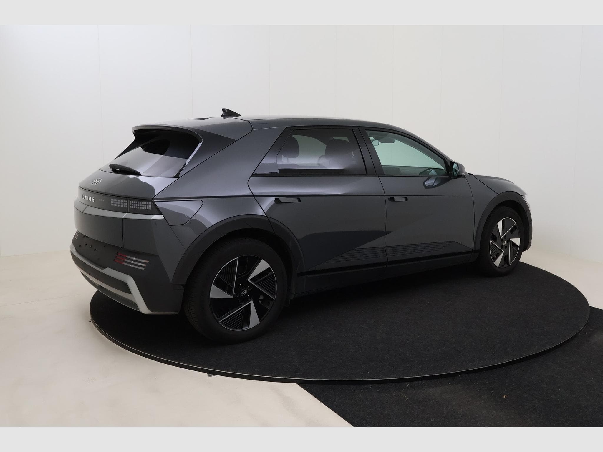 Hyundai IONIQ 5 Core Plus (2025) - Photo 5