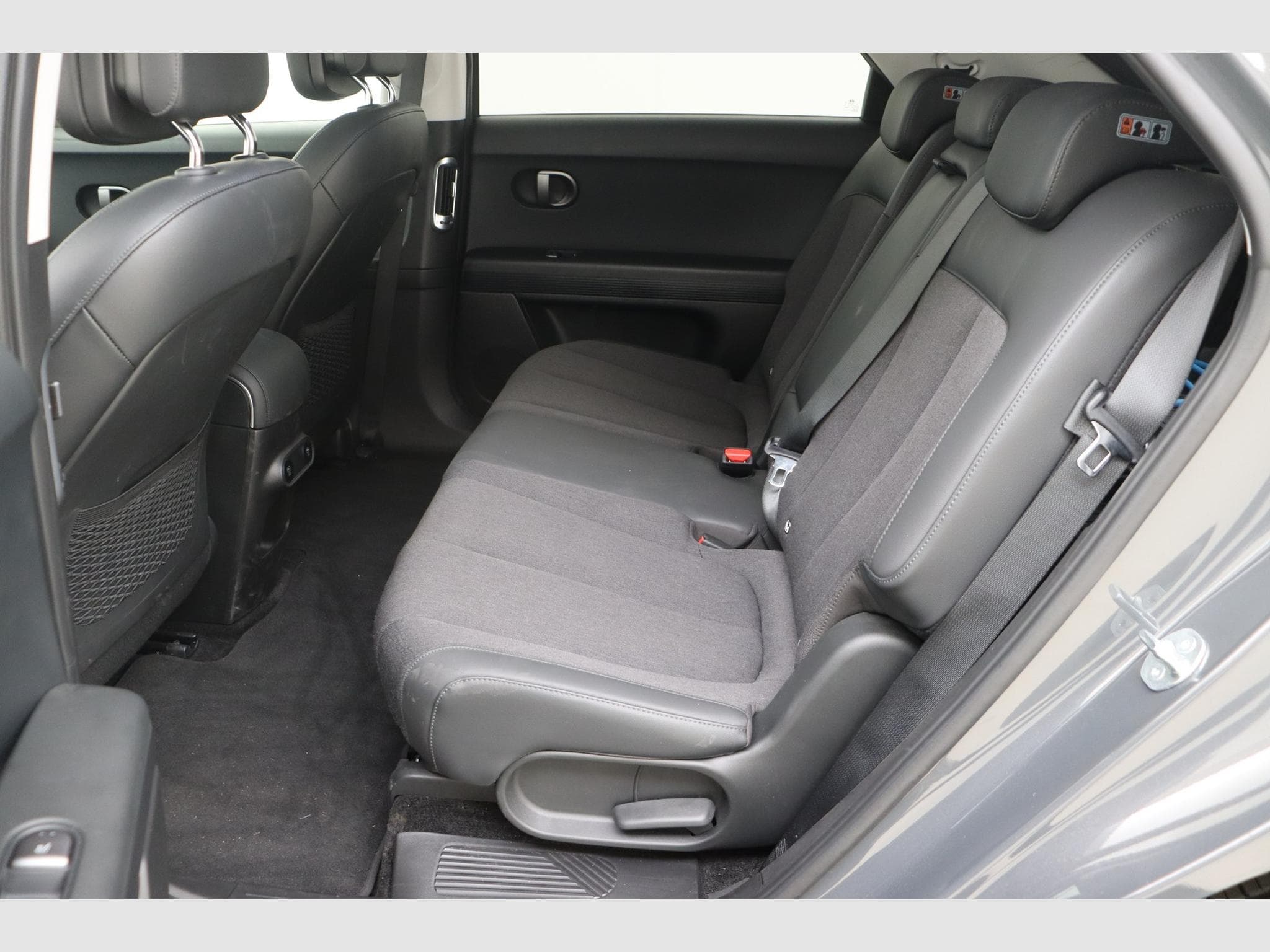 Hyundai IONIQ 5 Core Plus (2025) - Photo 16