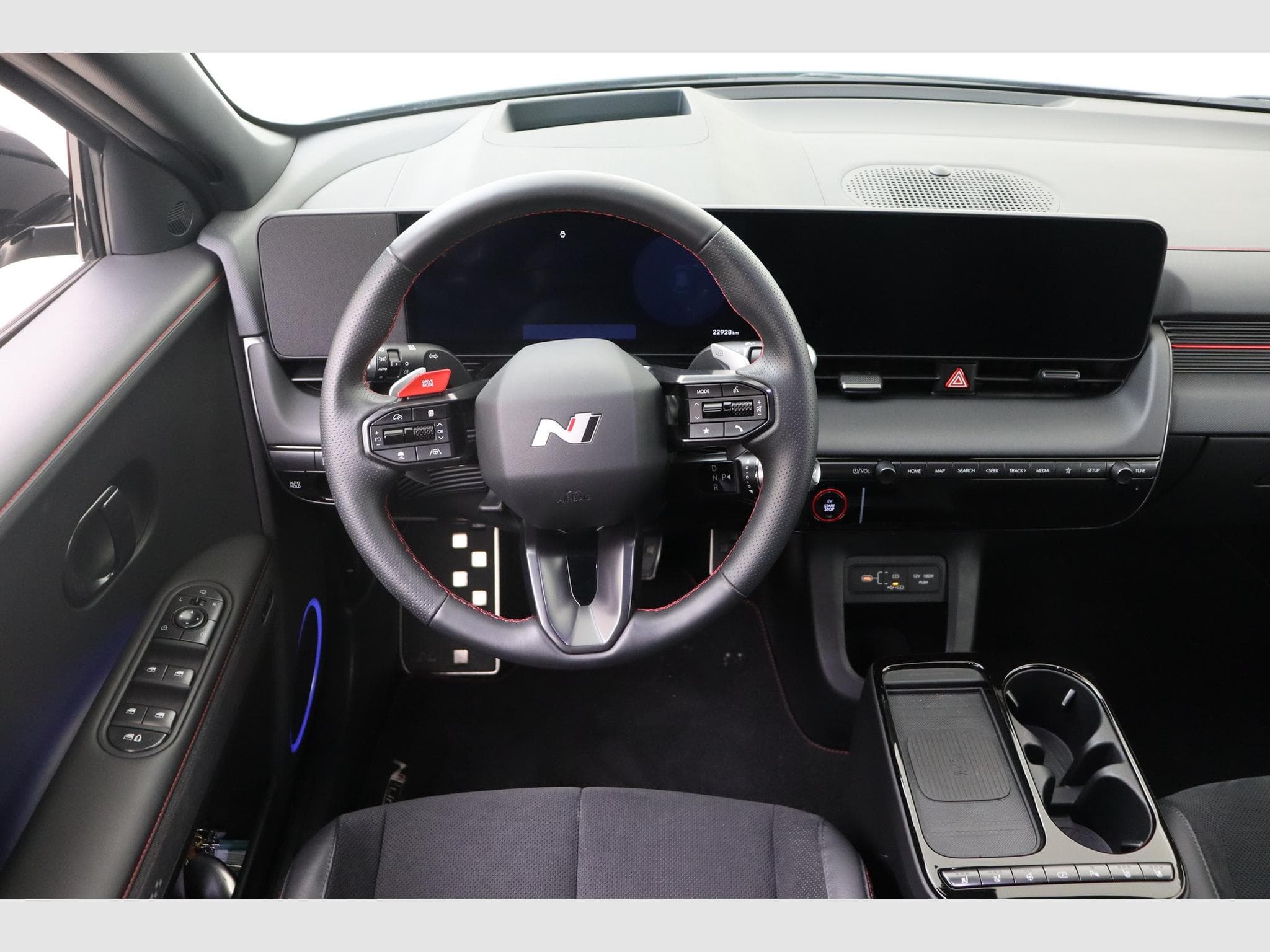 Hyundai IONIQ 5 Balance Vision N-Line (2025) - Photo 11