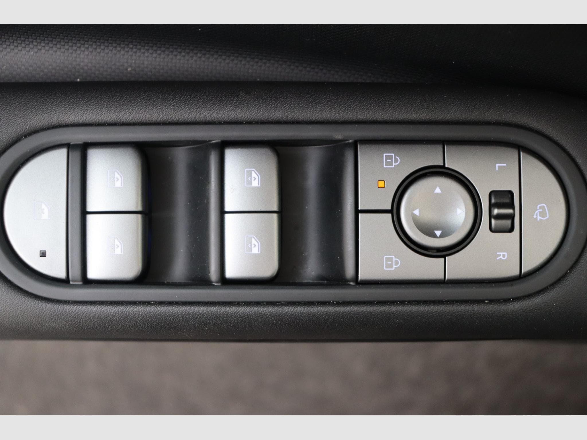 Hyundai IONIQ 5 Core Plus (2025) - Photo 17