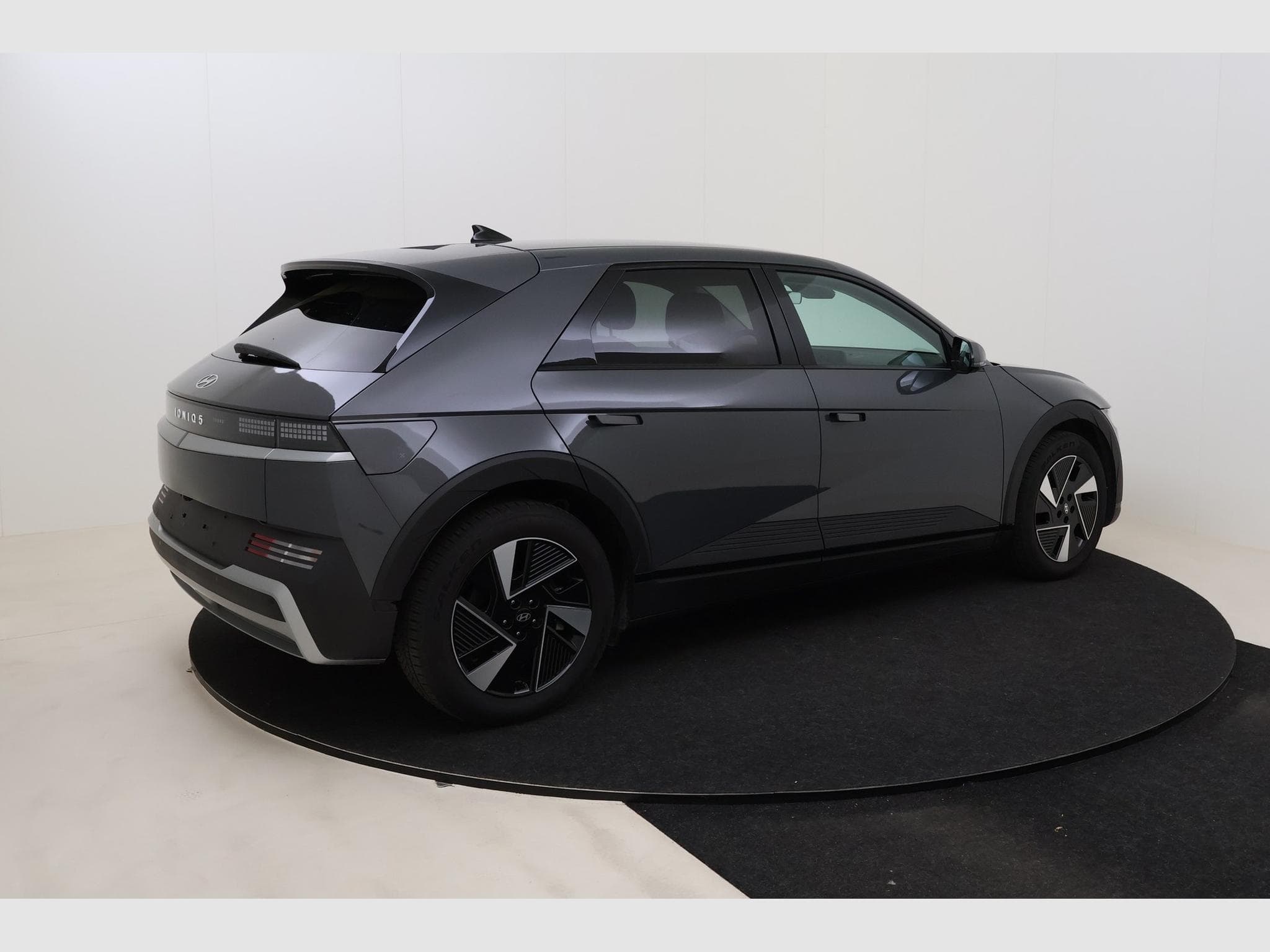 Hyundai IONIQ 5 Core Plus (2025) - Photo 5