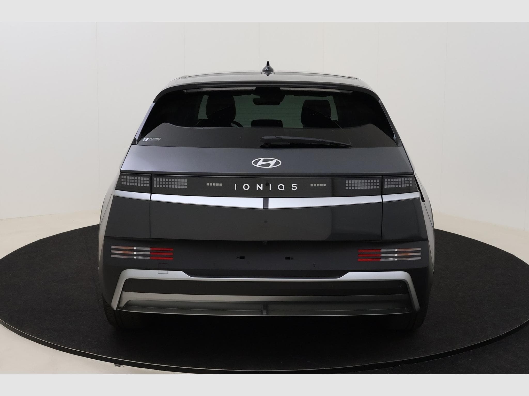 Hyundai IONIQ 5 Core Plus (2025) - Photo 7