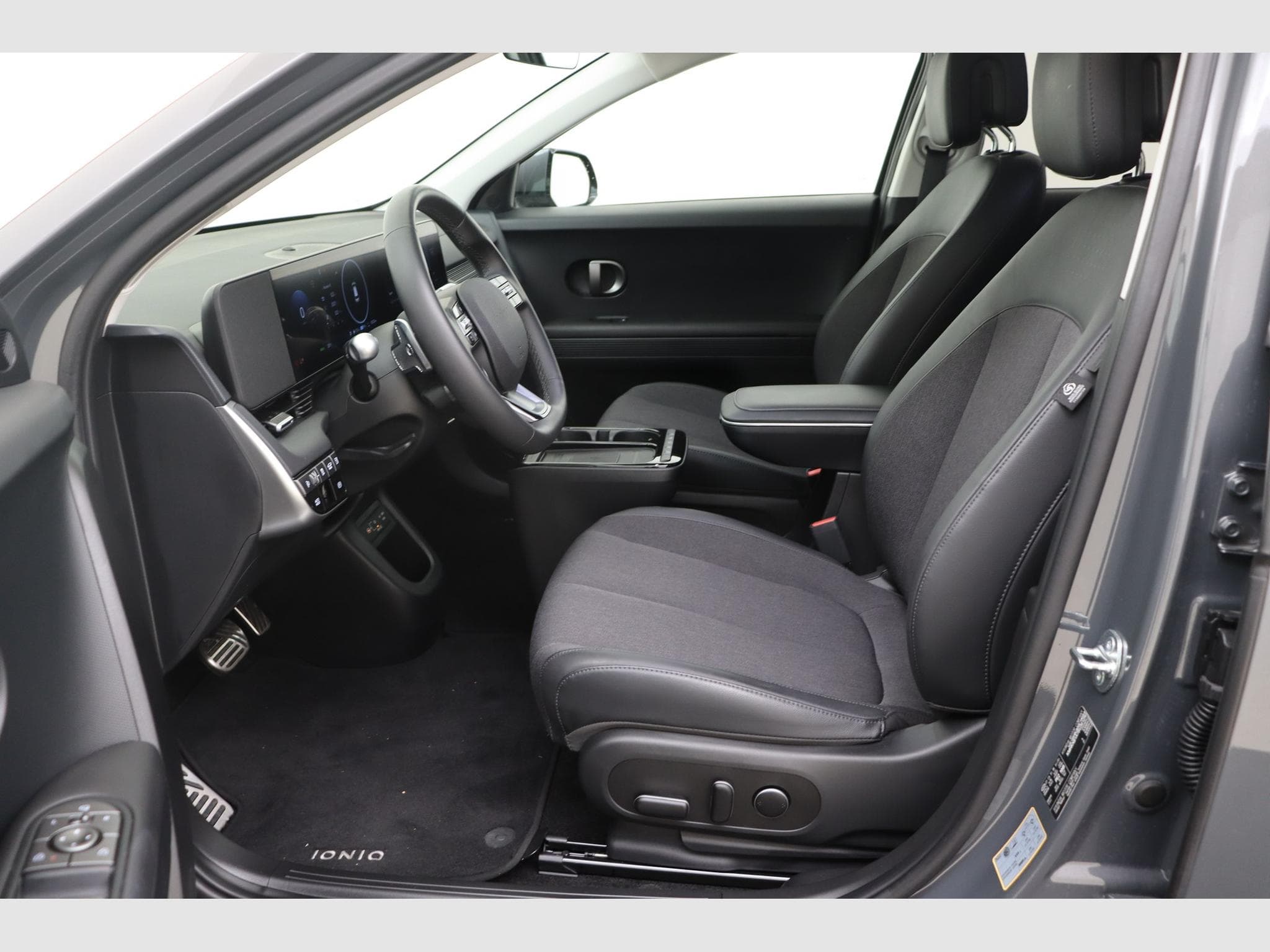 Hyundai IONIQ 5 Core Plus (2025) - Photo 13