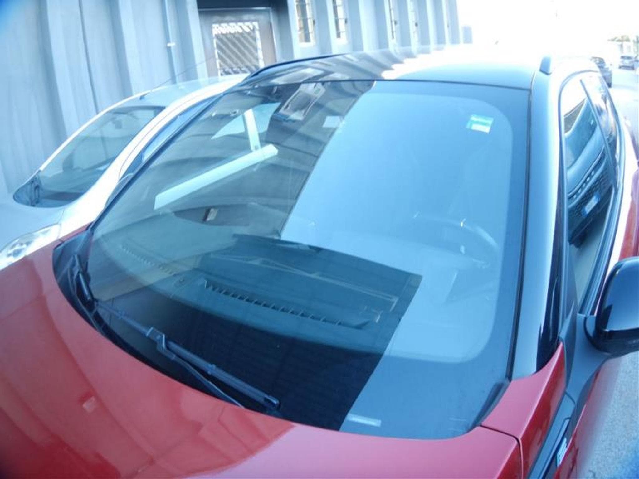 Peugeot E-2008 GT (2025) - Photo 19