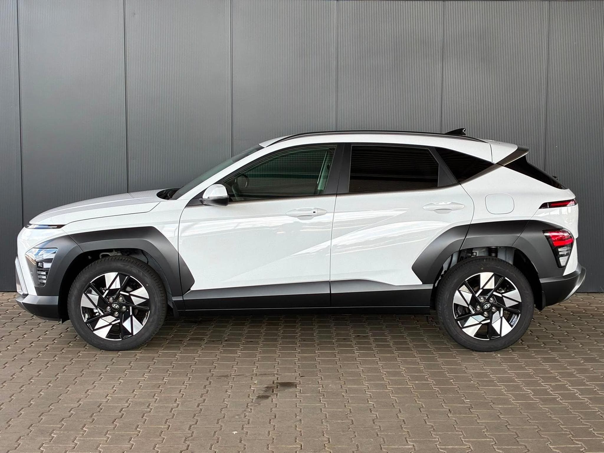 Hyundai Kona Trend Line HEV (SX2) (2025) - Photo 2