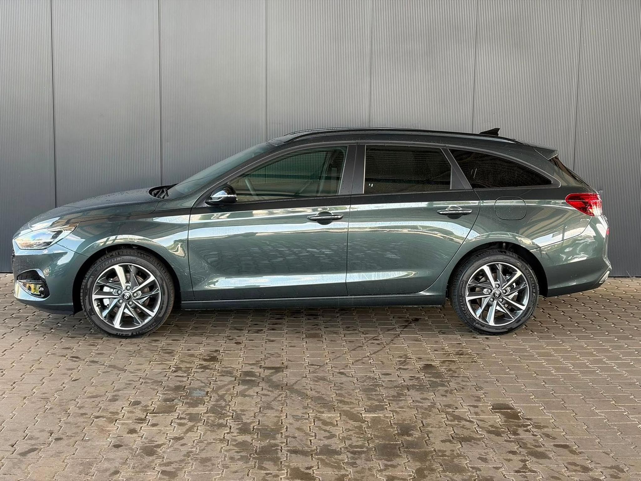 Hyundai i30 Comfort Plus Kombi (2025) - Photo 2