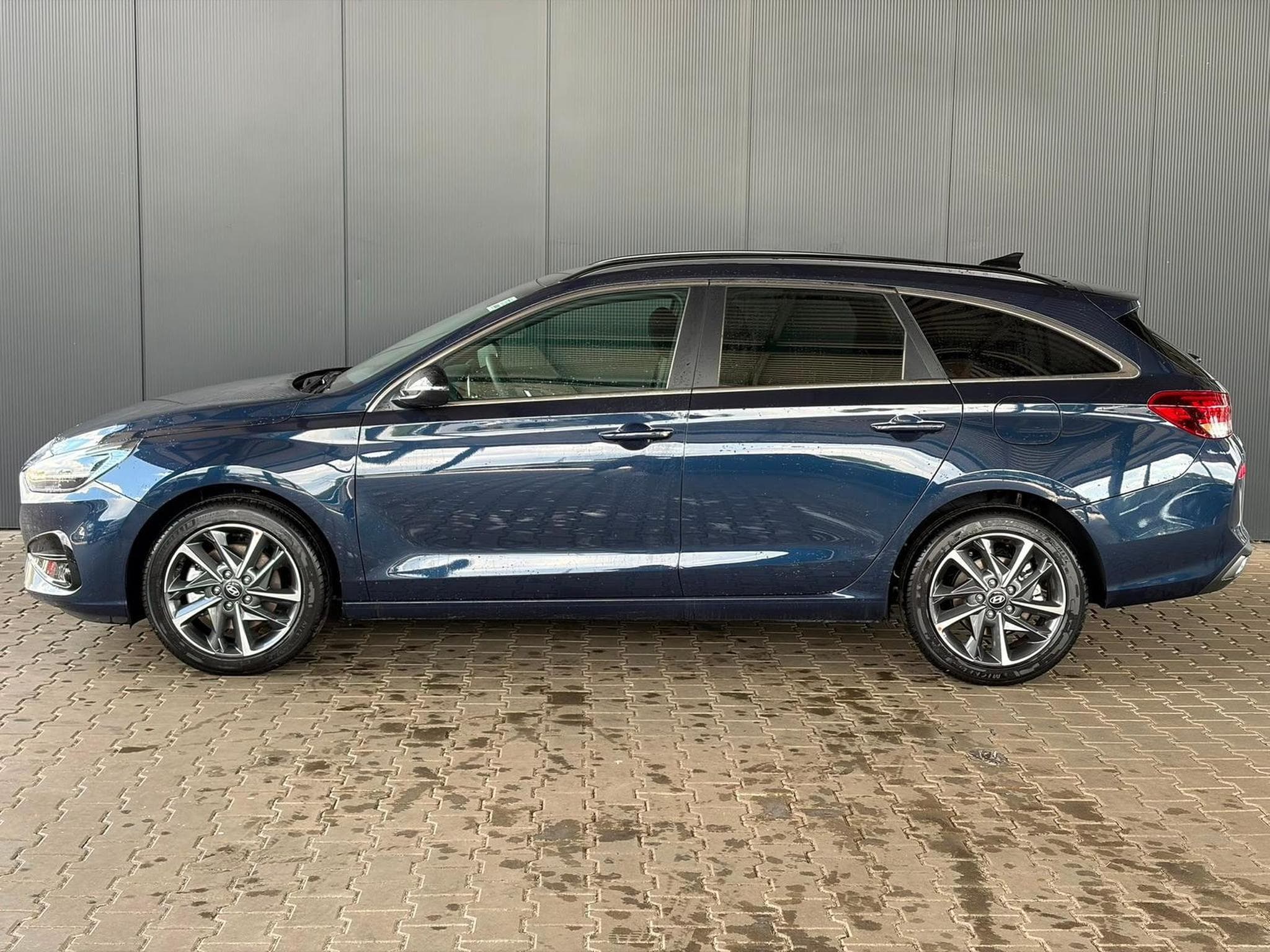 Hyundai i30 Comfort Plus Kombi (2025) - Photo 2