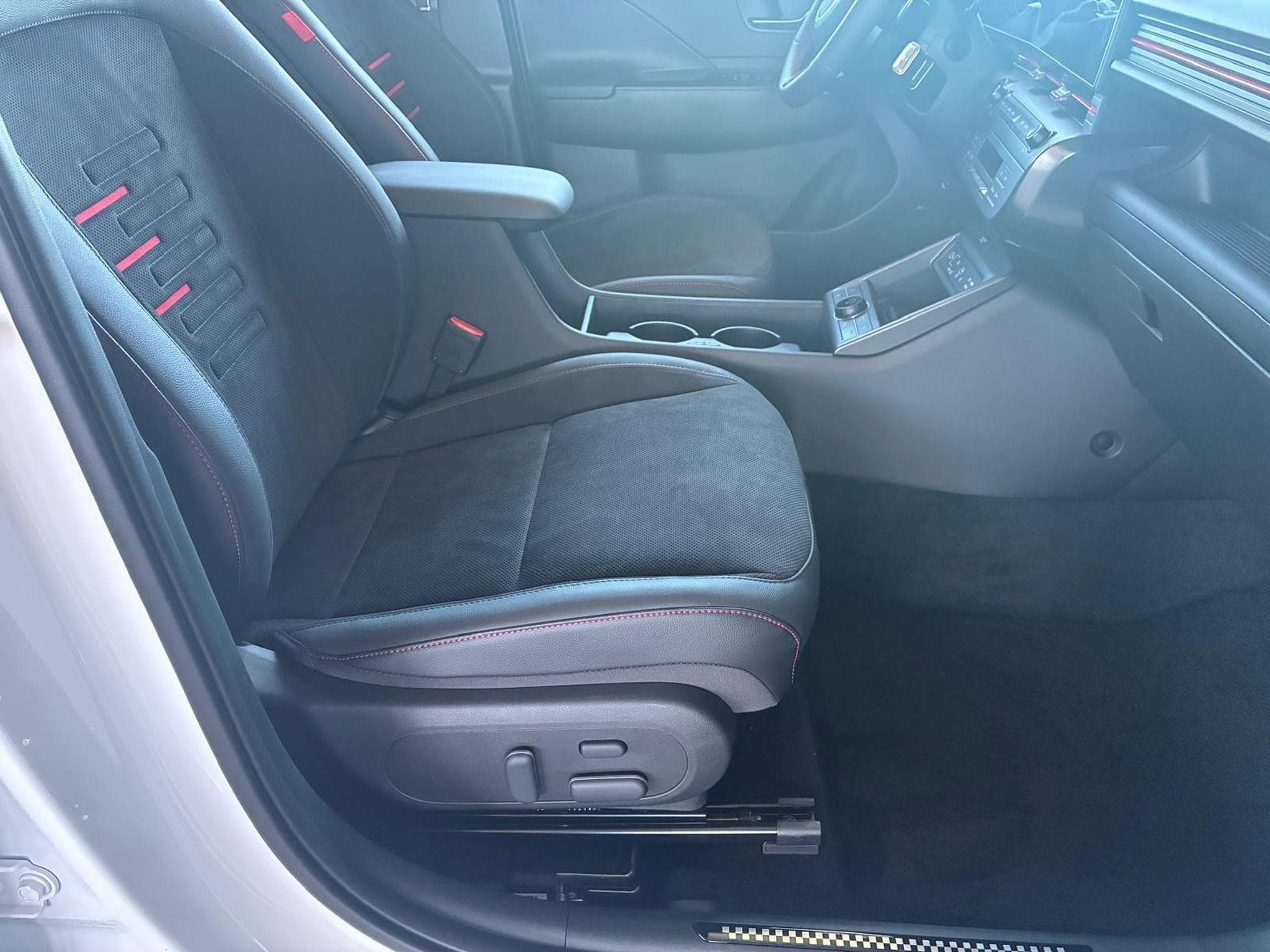 Hyundai Kona N-Line (2025) - Photo 9