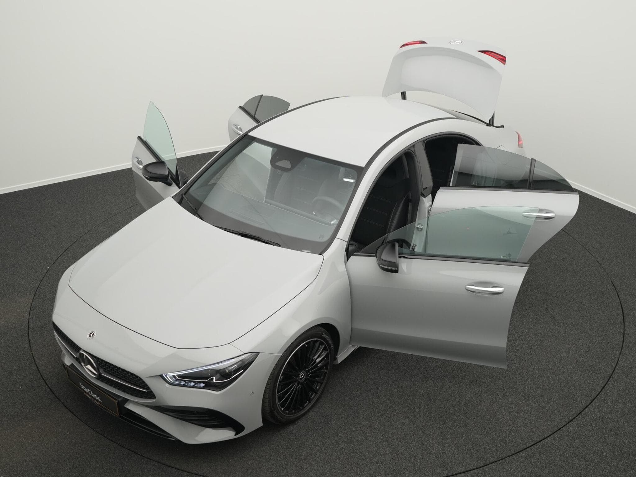 Mercedes CLA 200 d AMG-Line Cpe Multi+Kamera+Night+19" (2025) - Photo 12
