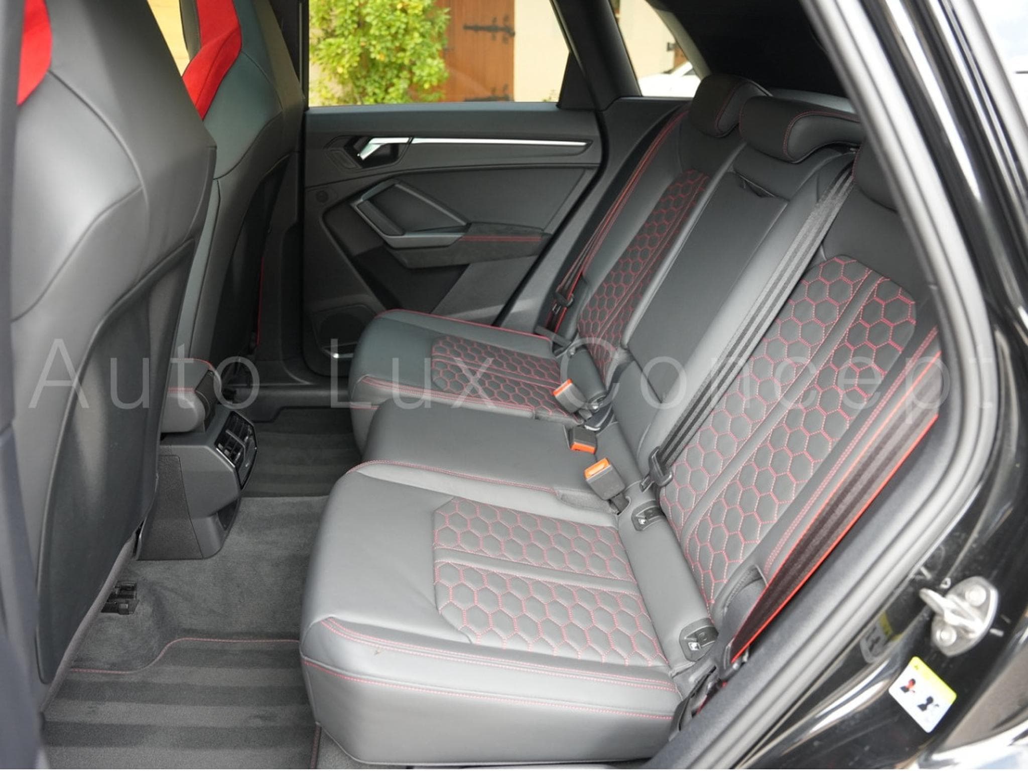 Audi RSQ3 2.5 TFSI quattro S tronic (2020) - Photo 10