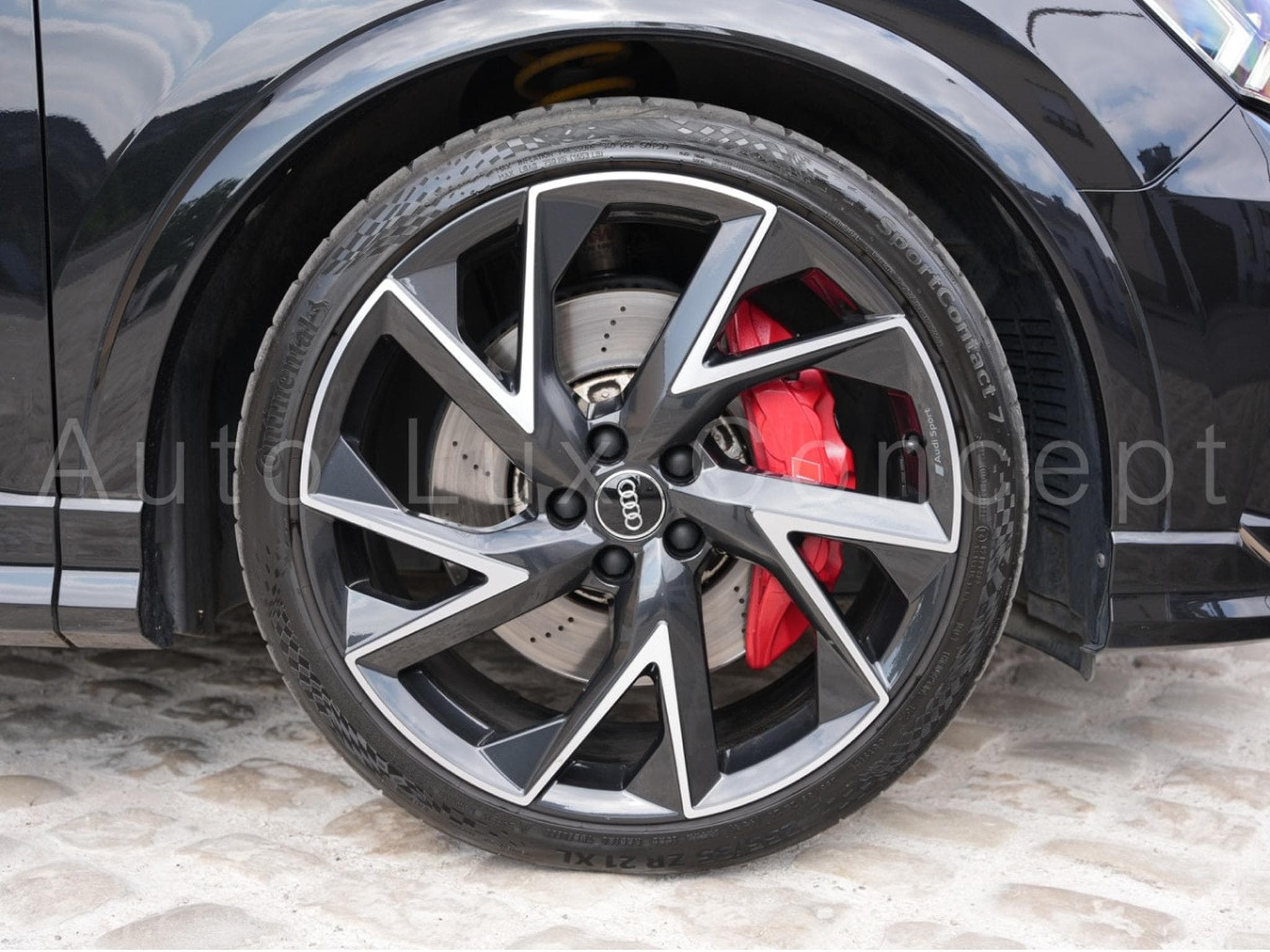 Audi RSQ3 2.5 TFSI quattro S tronic (2020) - Photo 16