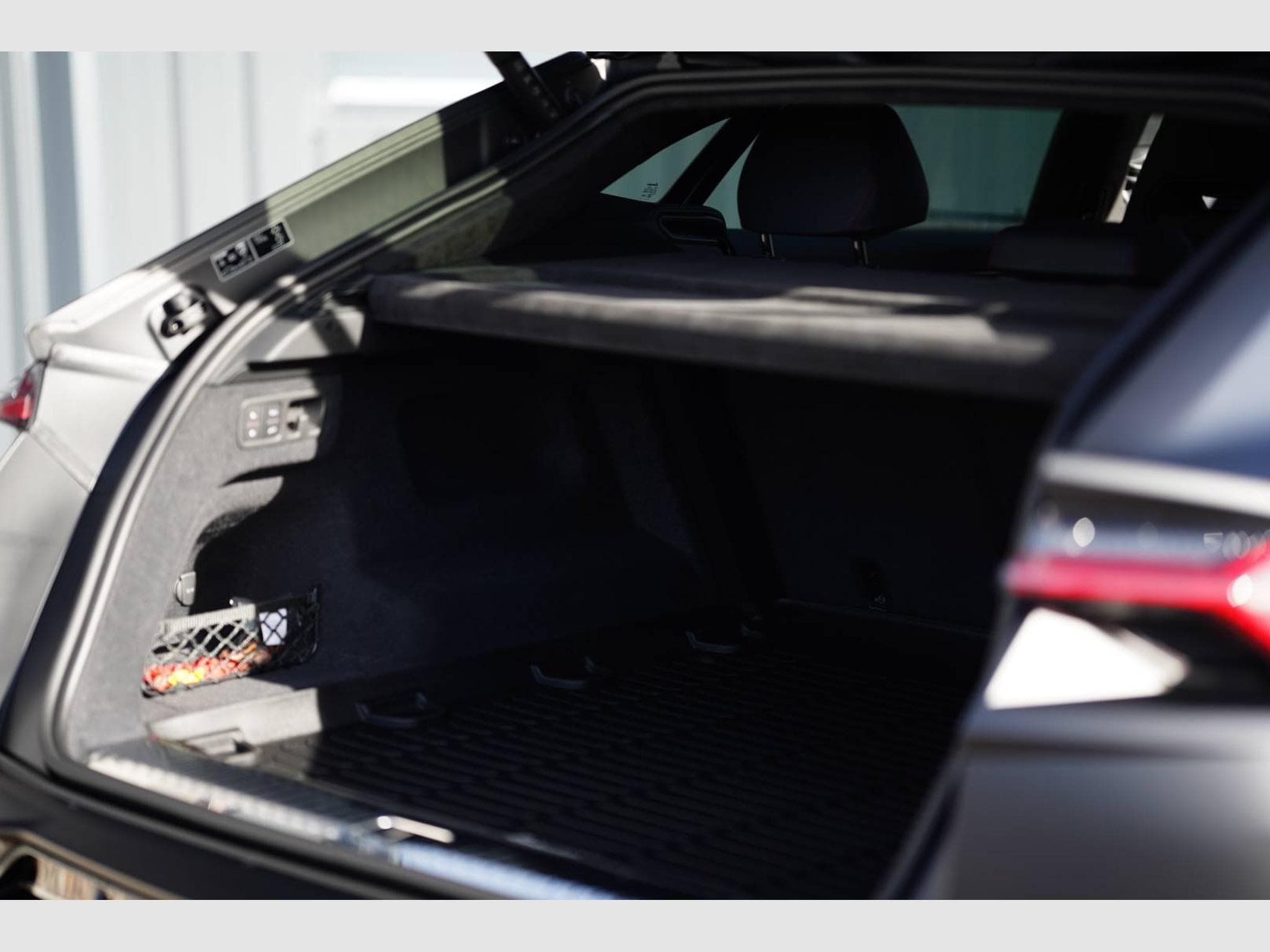 Lamborghini Urus S V8 4.0L 666CH – Configuration exceptionnelle noir mat – 1è (2025) - Photo 26
