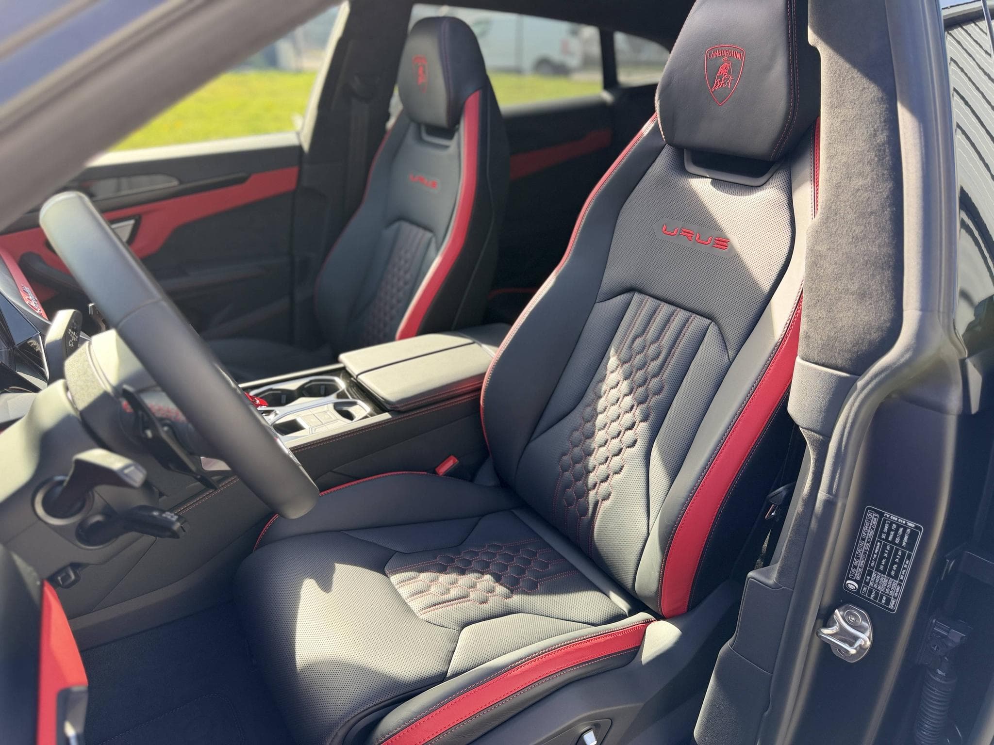 Lamborghini Urus S V8 4.0L 666CH – Configuration exceptionnelle noir mat – 1è (2025) - Photo 36