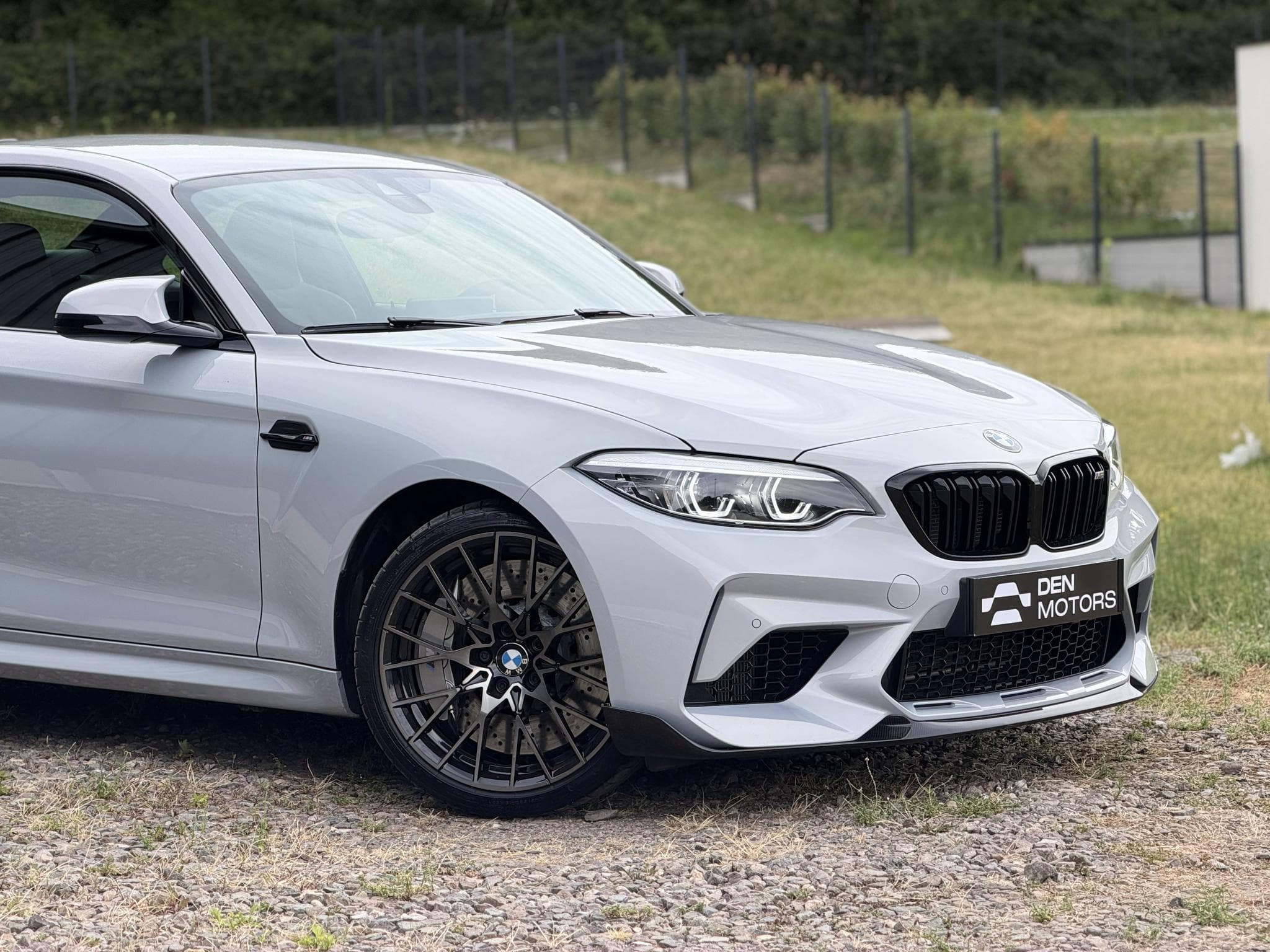 BMW M2 Competition DKG 410ch - 1ère Main / Gris Hockenheim / Pack M (2019) - Photo 3