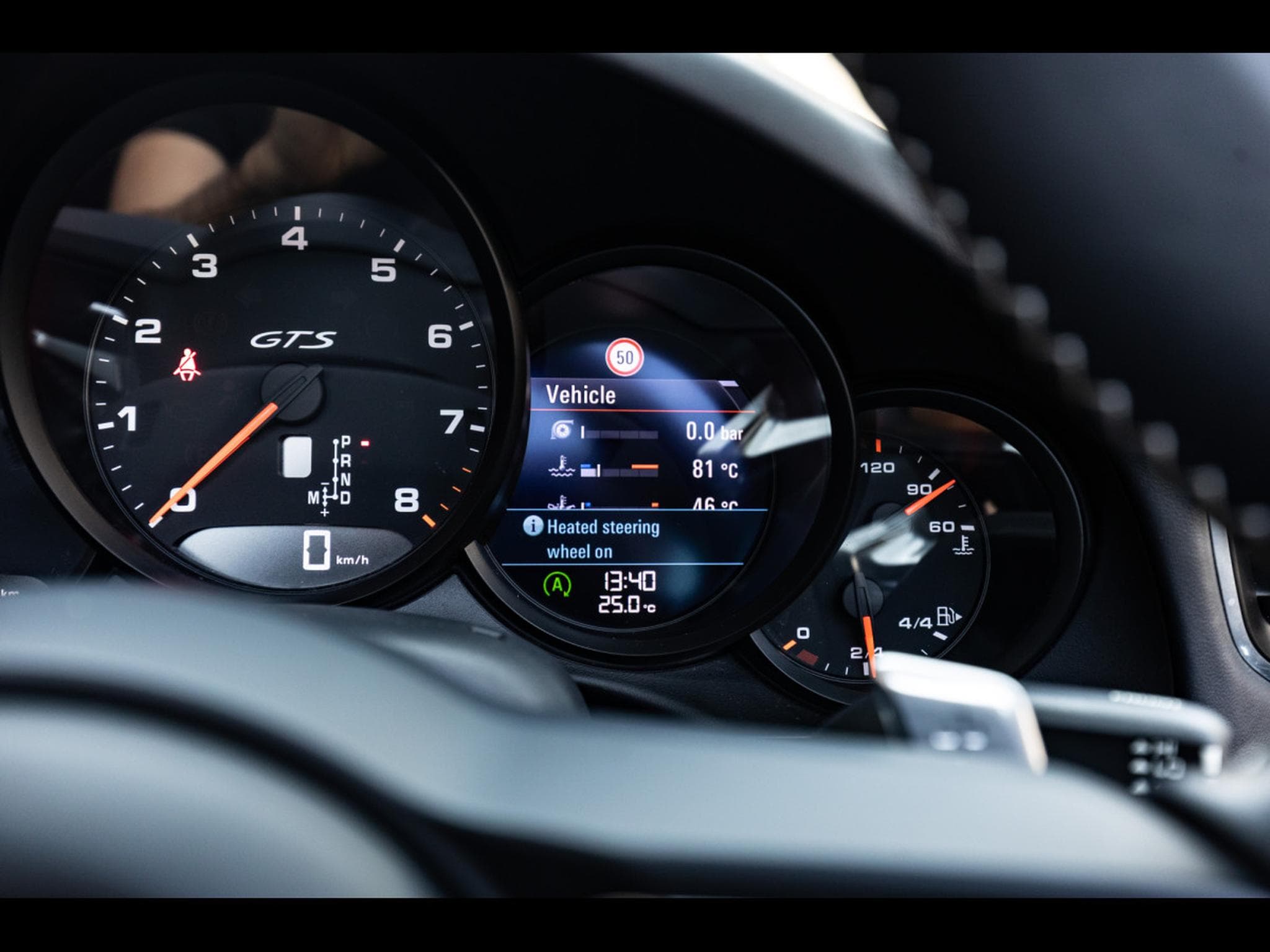Porsche 911 (991.2) TARGA 4 3.0 GTS PDK – GT-SILVER (2018) - Photo 18