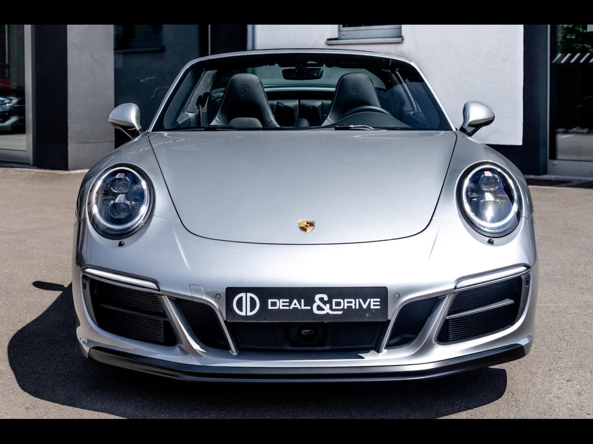 Porsche 911 .2 911 TARGA 4 3.0 GTS PDK – GT-SILVER (2018) - Photo 5