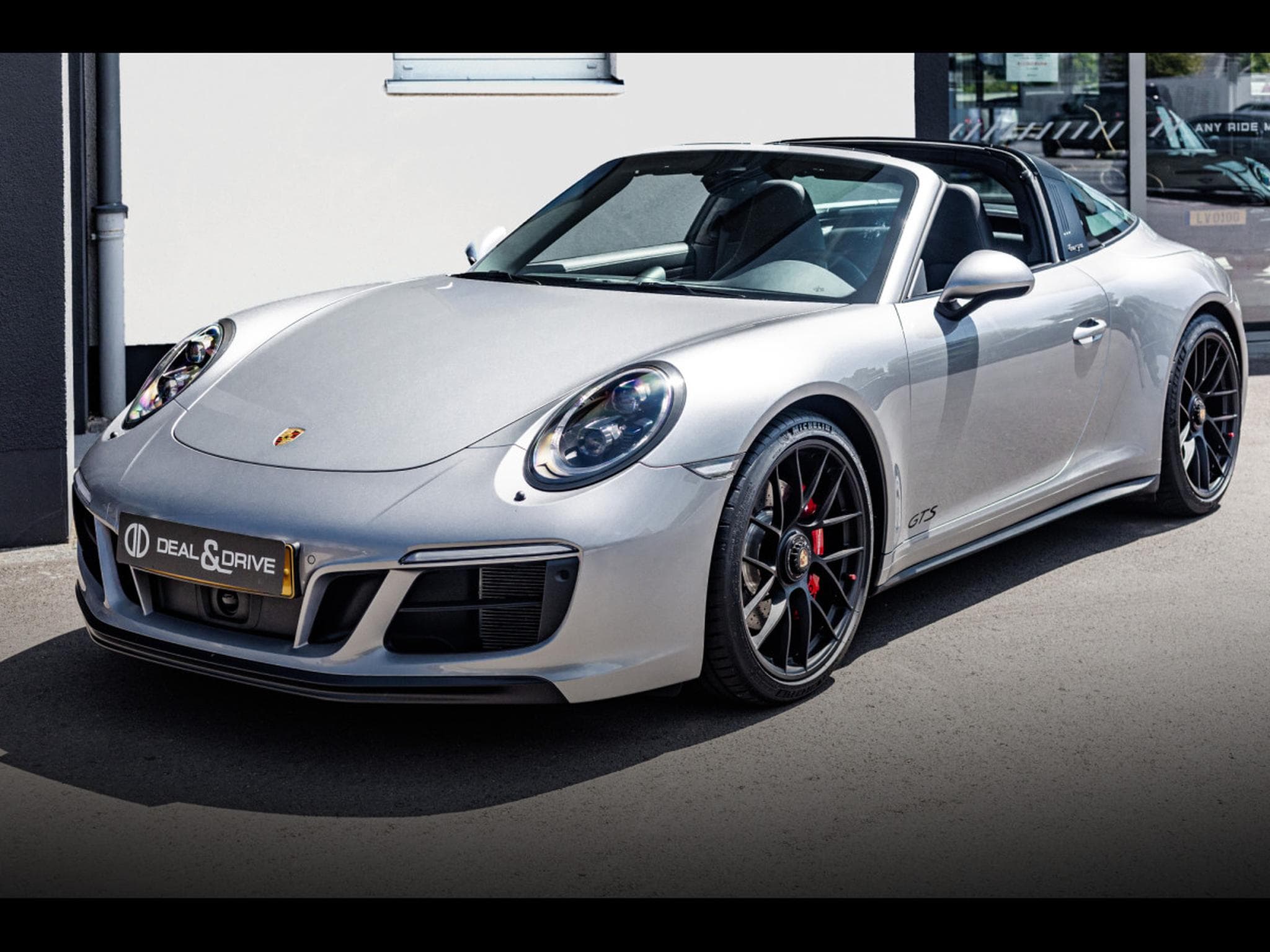 Porsche 911 .2 911 TARGA 4 3.0 GTS PDK – GT-SILVER (2018) - Photo 8
