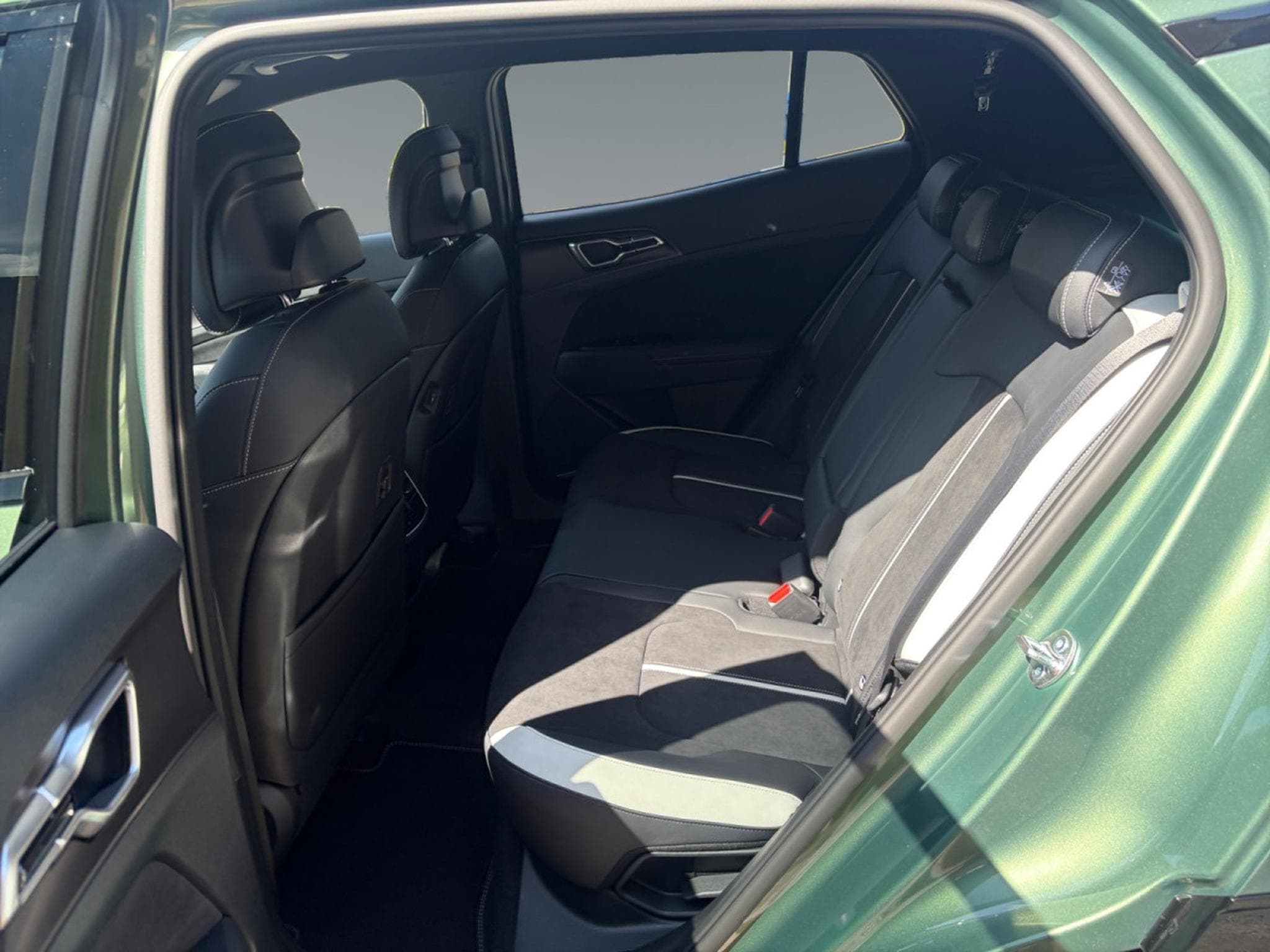 Kia Sportage GT Line 1.6 T-GDi 7DCT (2026) - Photo 14