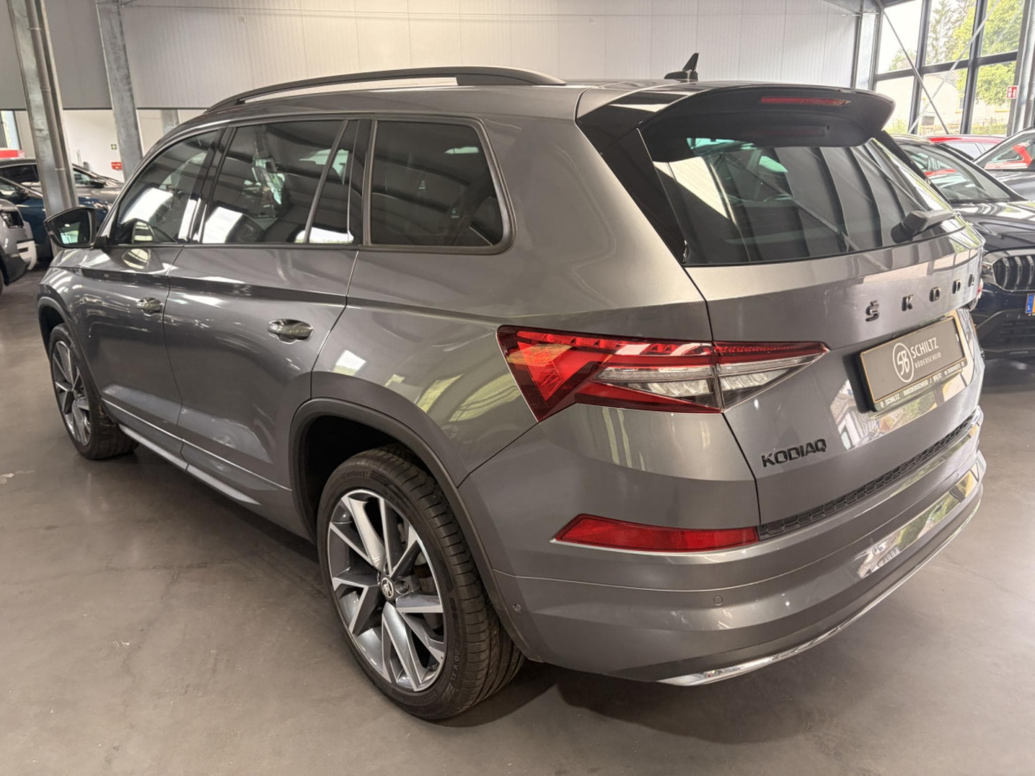 Skoda Kodiaq 2.0 TDi Sport Line 4x4 200 HP (2023) - Photo 5