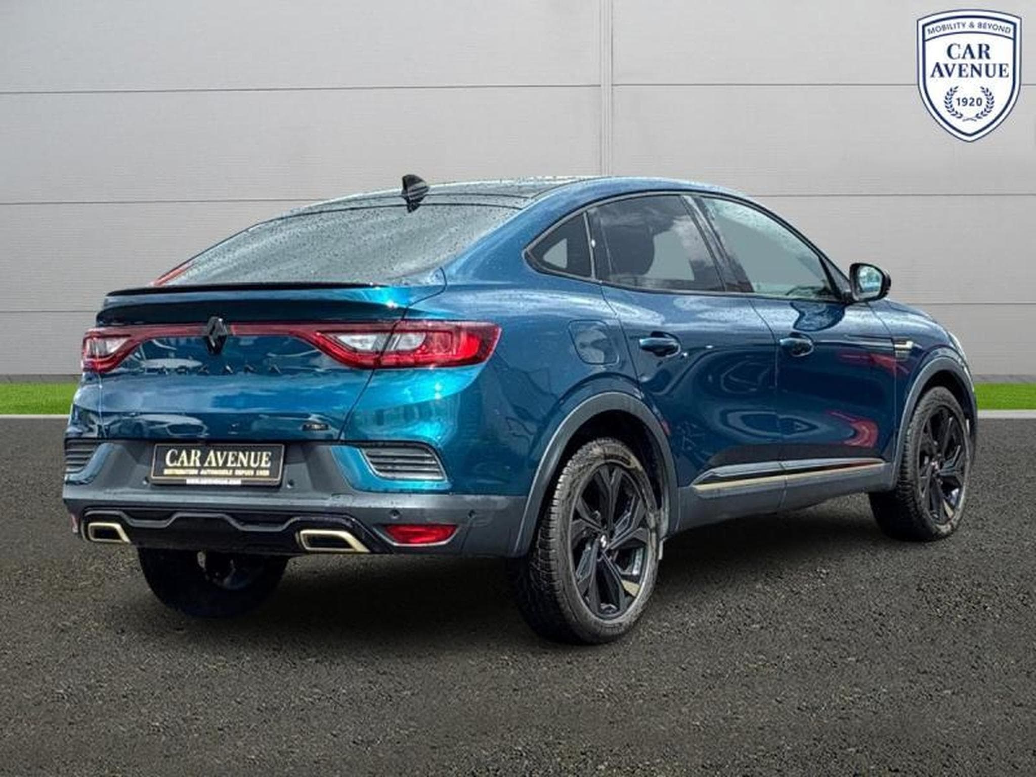 Renault Arkana RS LINE E-TECH (2023) - Photo 2