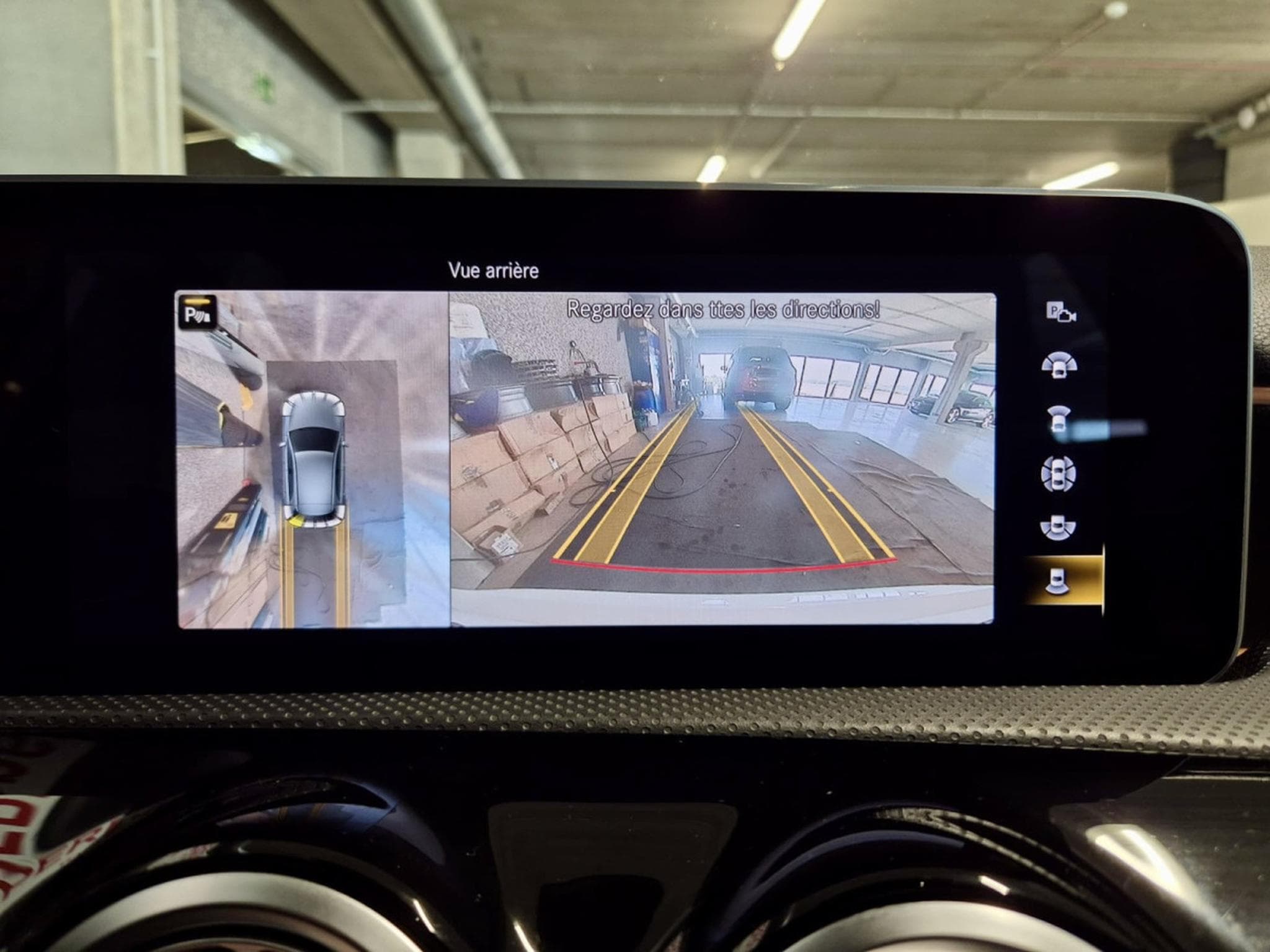 Mercedes A 45 AMG S 4 MATIC + BURMESTER PANO CUIR NAVI (2020) - Photo 11