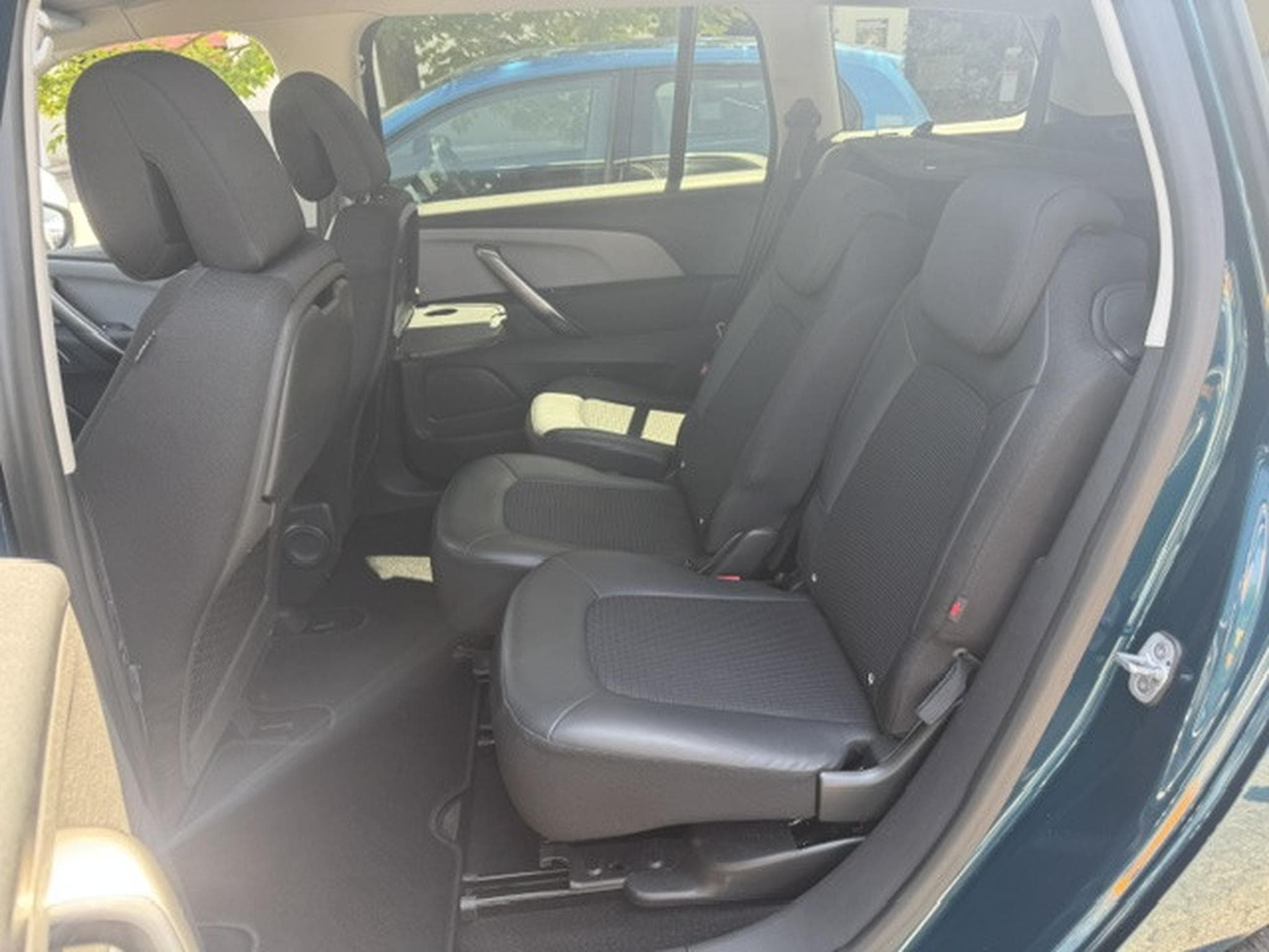 Citroën C4 Grand SpaceTourer CITROEN C4 SPACETOURER 7 SITZER AUTOMATIK KEYLESS LED NAVI (2022) - Photo 15