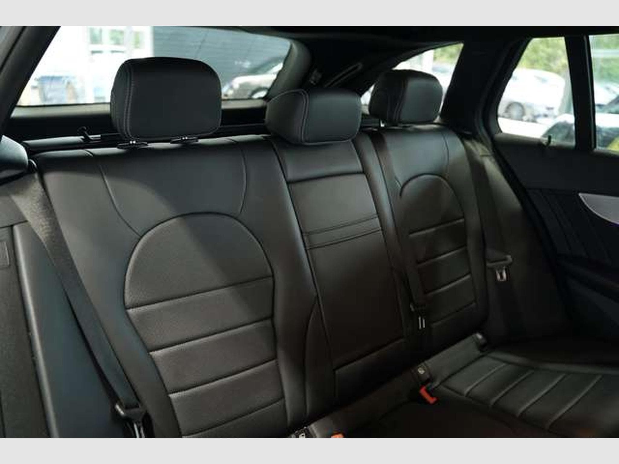 Mercedes C 220 d 4M T AMG Line *20 *Kamera*ACC*Ambiente (2018) - Photo 19