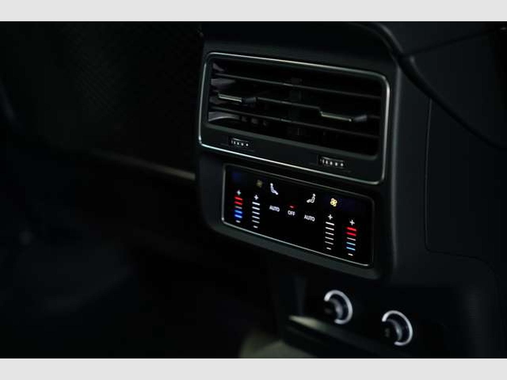 Audi SQ8 4.0 TDI q. *22 *Virtual*Pano*B&O*Memory (2020) - Photo 17