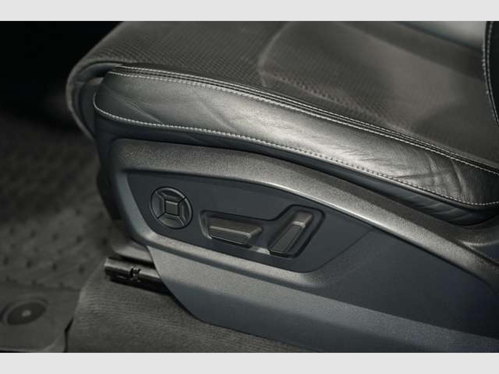Audi SQ8 4.0 TDI q. *22 *Virtual*Pano*B&O*Memory (2020) - Photo 21