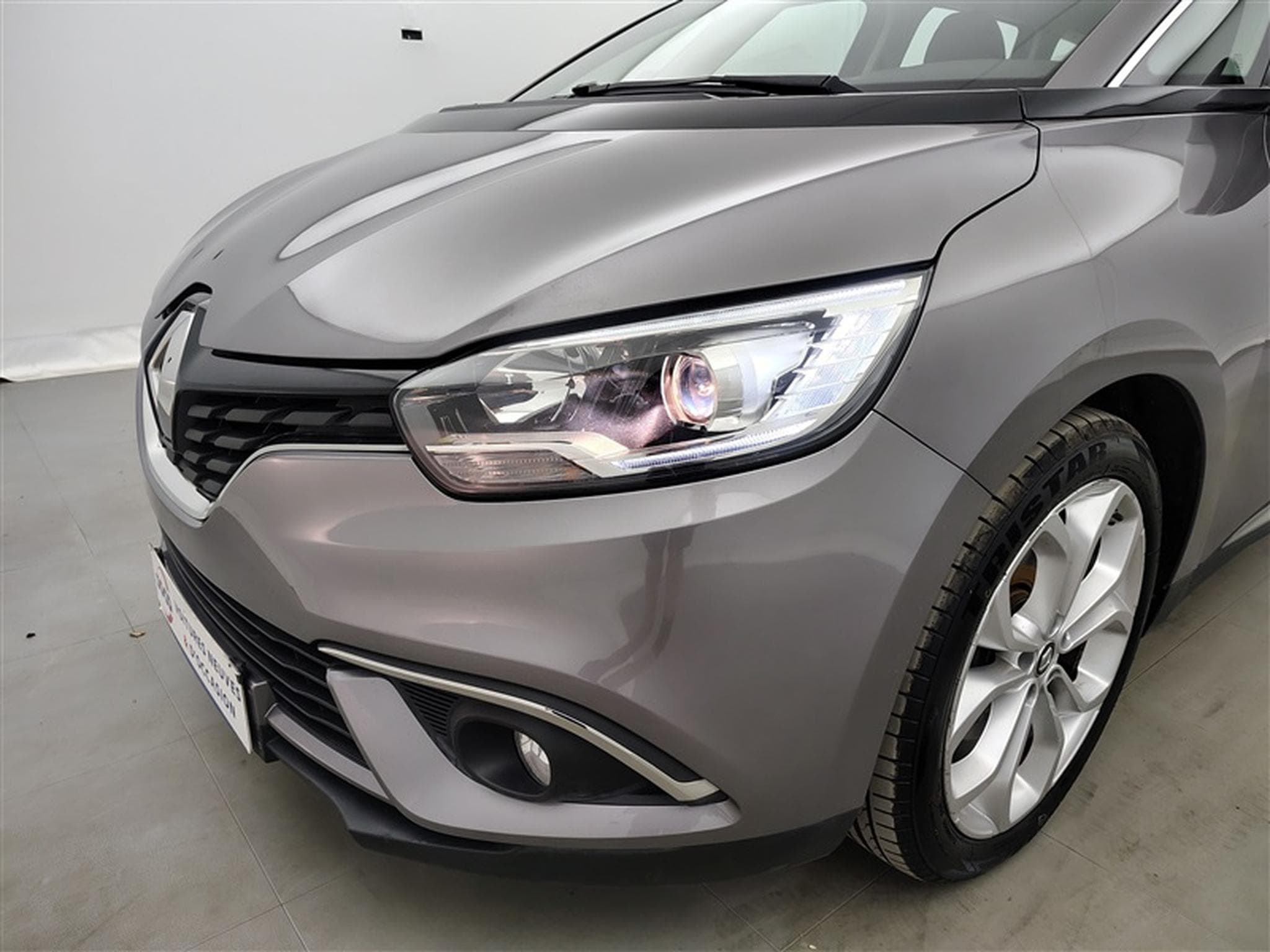 Renault Scenic 1.5 dCi Energy ZEN 7pl. NAVI / PDC AR / KEYLESS (2018) - Photo 15