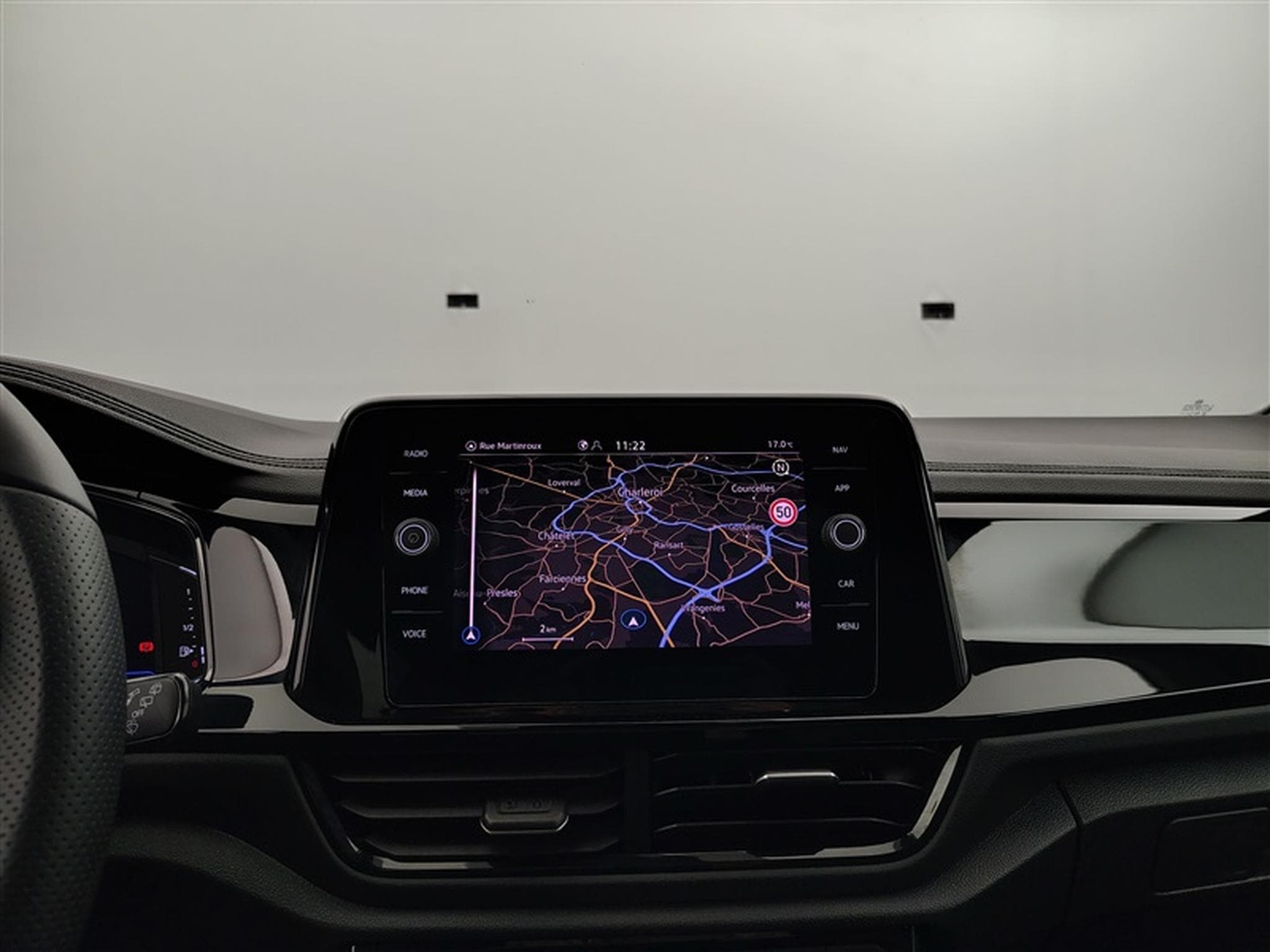 VW T-Roc R-line Ultimate Black (2026) - Photo 11