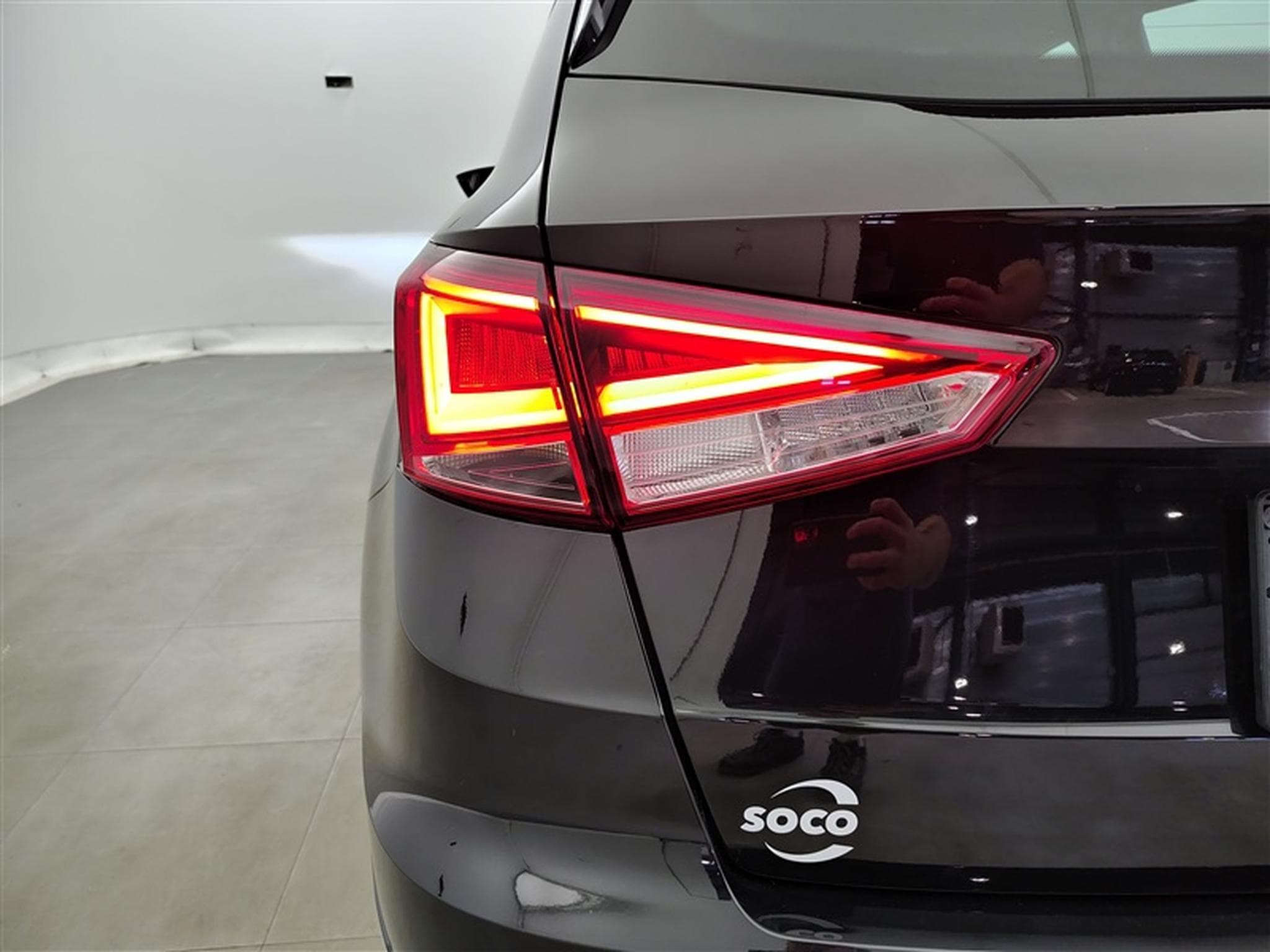 Seat Arona 1.0 TSI FR DSG  NAVI / CARPLAY / FULL LED (2024) - Photo 16