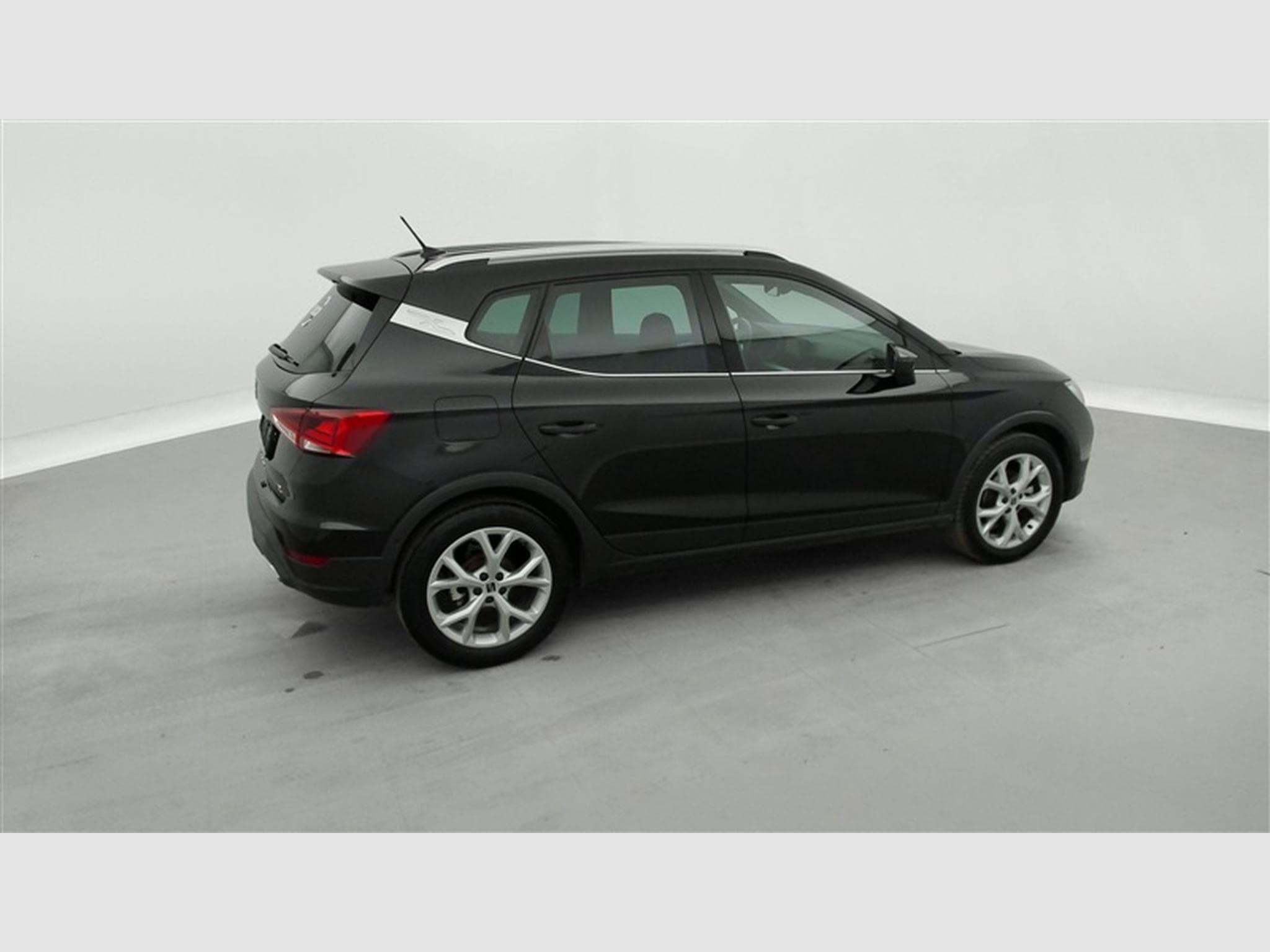 Seat Arona 1.0 TSI FR DSG  NAVI / CARPLAY / FULL LED (2024) - Photo 25