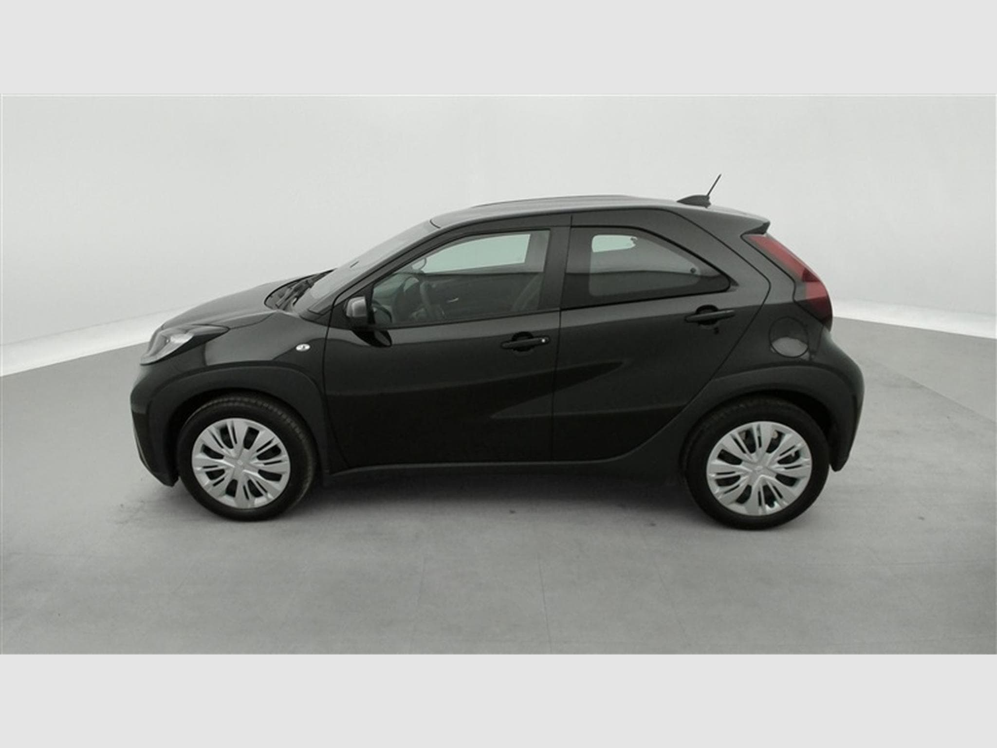 Toyota Aygo 1.0i VVT-i X play CVT *CARPLAY/CAMERA* (2024) - Photo 3