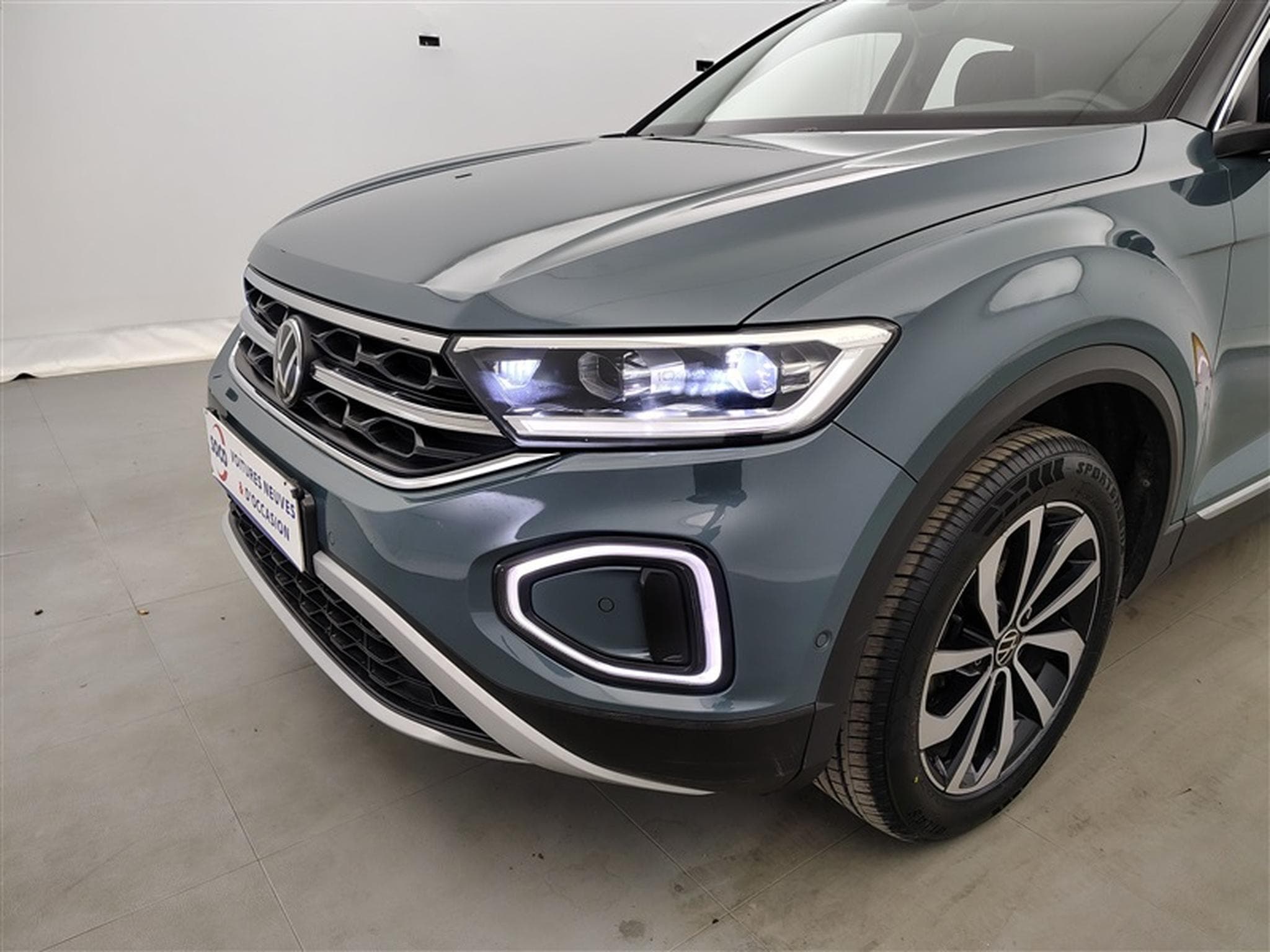 VW T-Roc 1.0 TSI Style *NAVI/CARPLAY/FULL LED/T.PANO/HIFI* (2022) - Photo 15