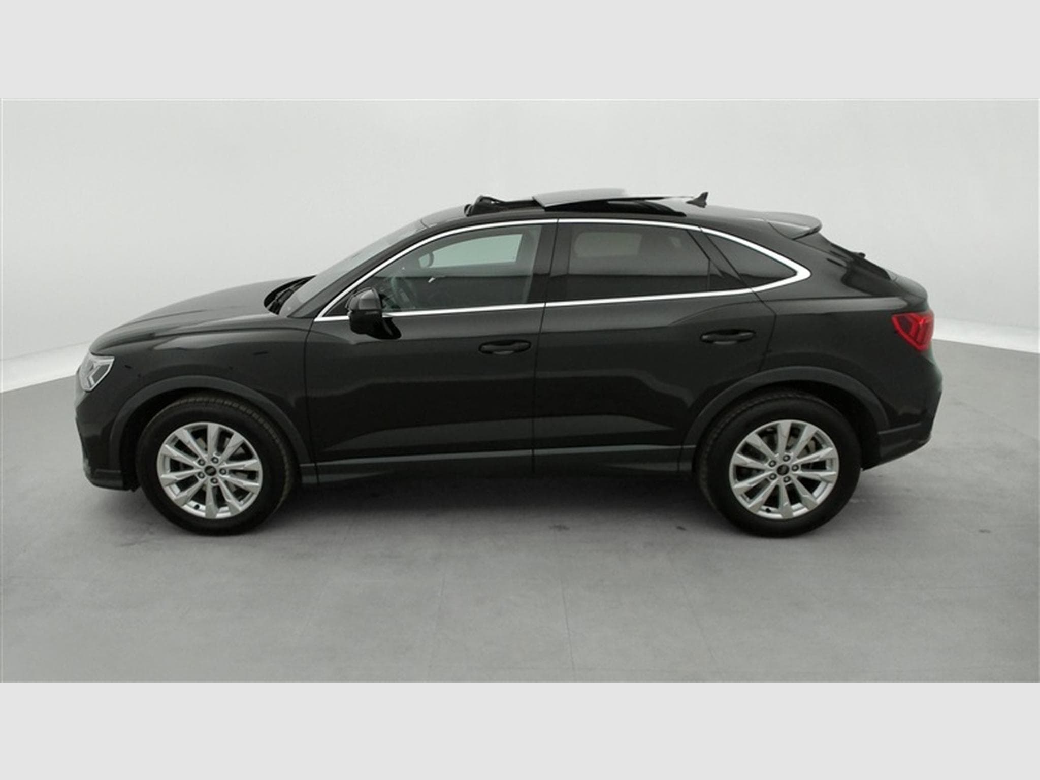 Audi Q3 SportBack 35 TFSI 150cv S-Tronic S line NAVI / FULL LED (2023) - Photo 3