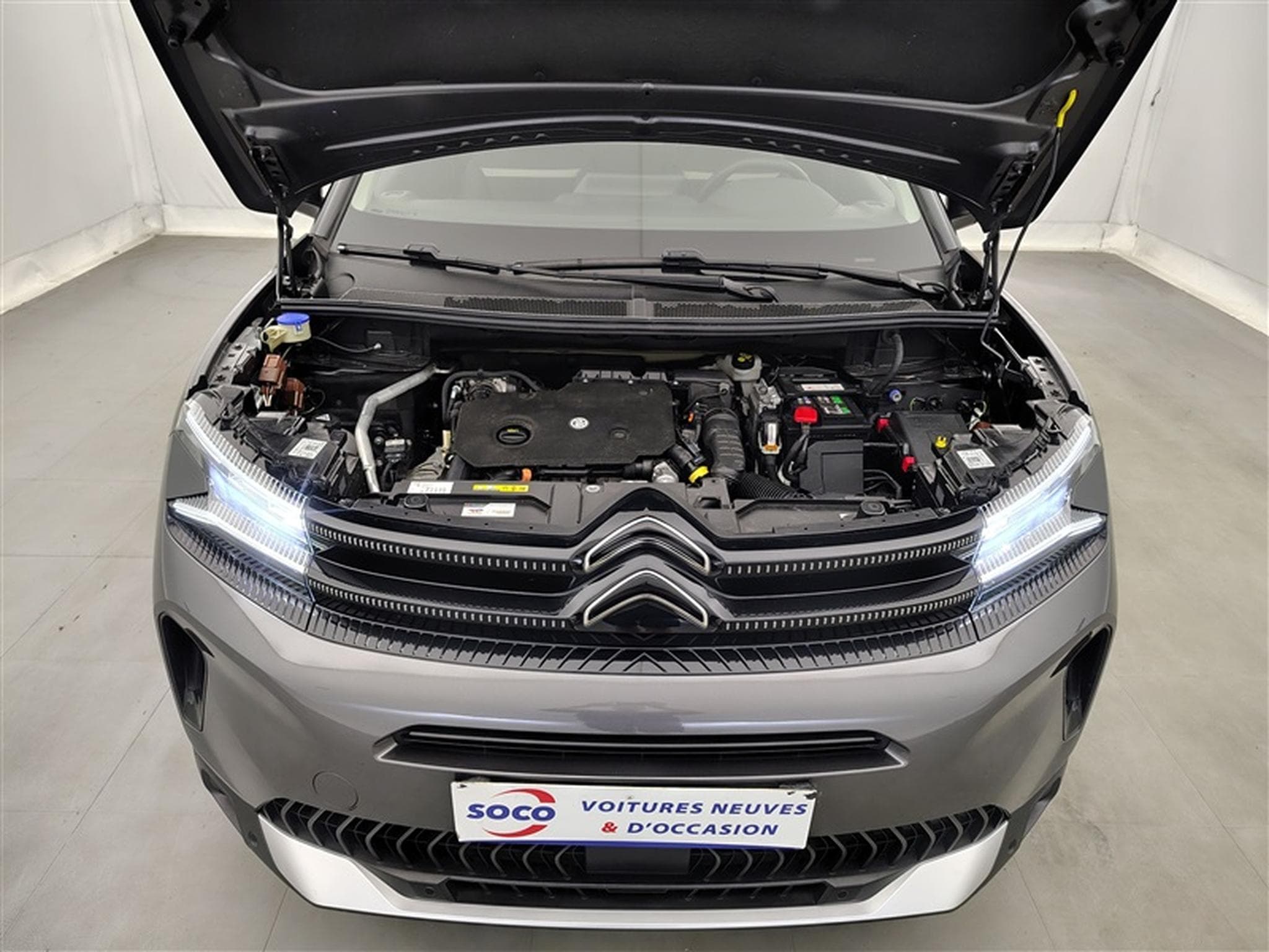 Citroen C5 Aircross 1.5 BlueHDi 130cv EAT8 PLUS NAVI / FULL LED / S-CUIR / JA 19 (2025) - Photo 19