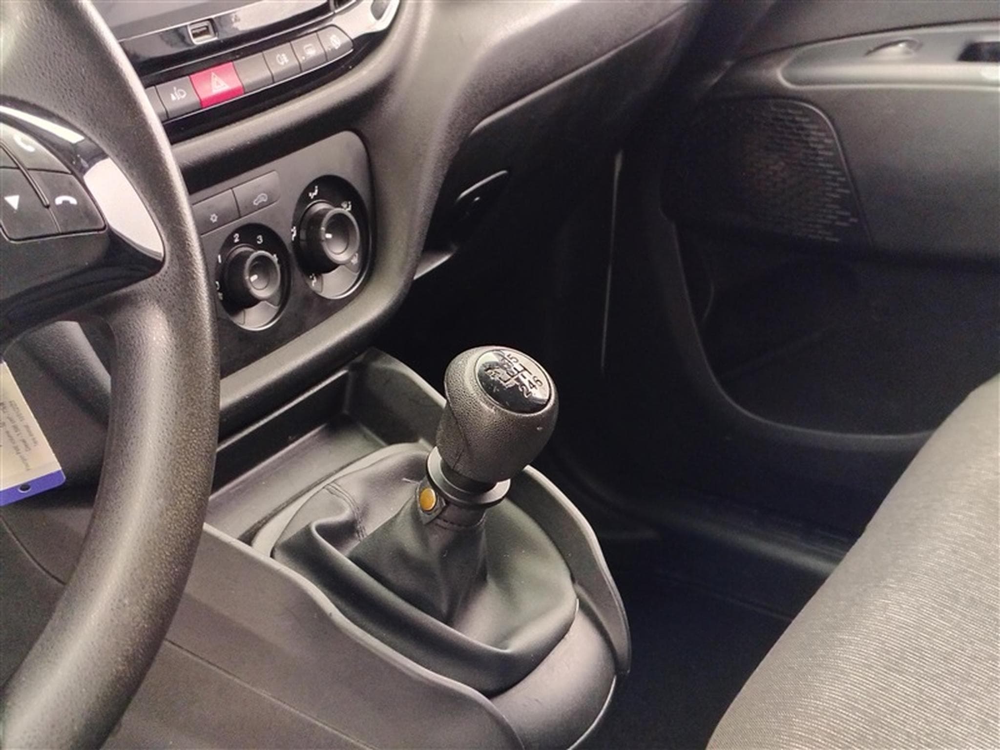 Fiat Doblo 1.6 MJET Cargo CLIM / CARPLAY N°83 (2023) - Photo 12