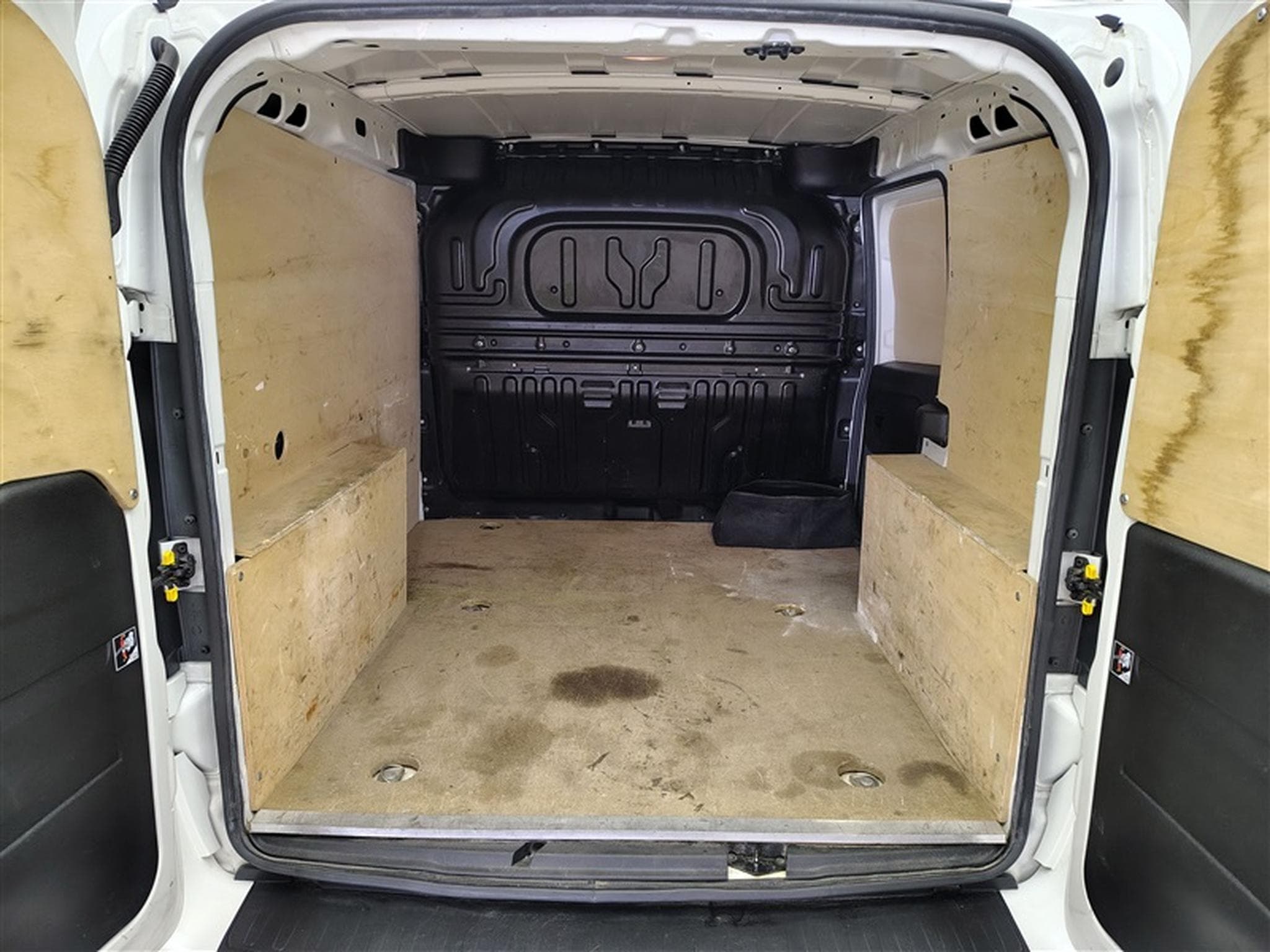 Fiat Doblo 1.6 MJET Cargo CLIM / CARPLAY N°83 (2023) - Photo 14