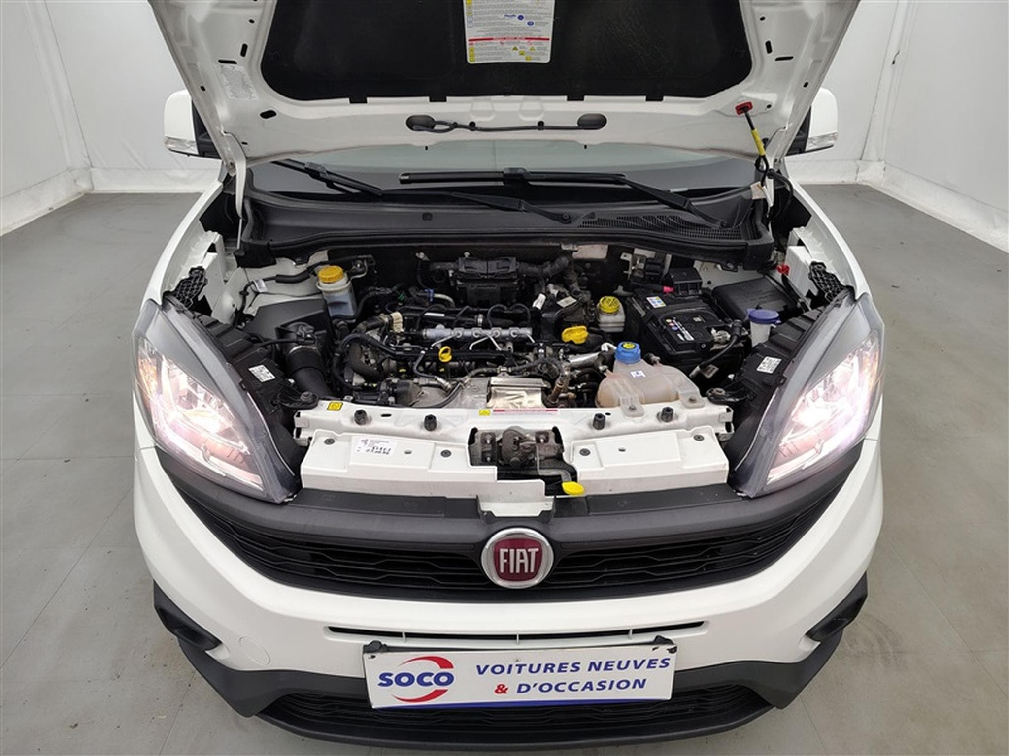 Fiat Doblo 1.6 MJET Cargo CLIM / CARPLAY N°83 (2023) - Photo 17