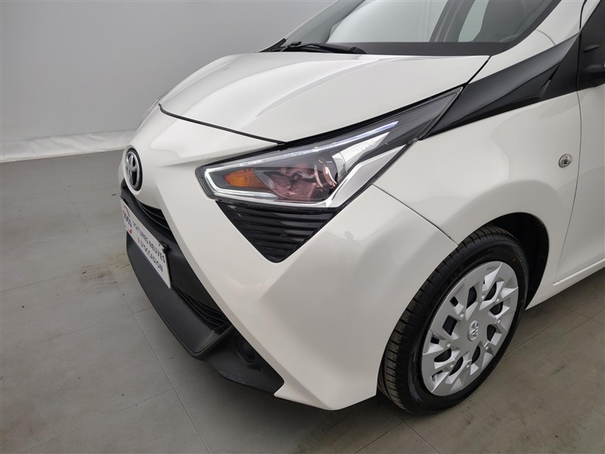 Toyota Aygo 1.0i VVT-i X-Play AUTO (2020) - Photo 15