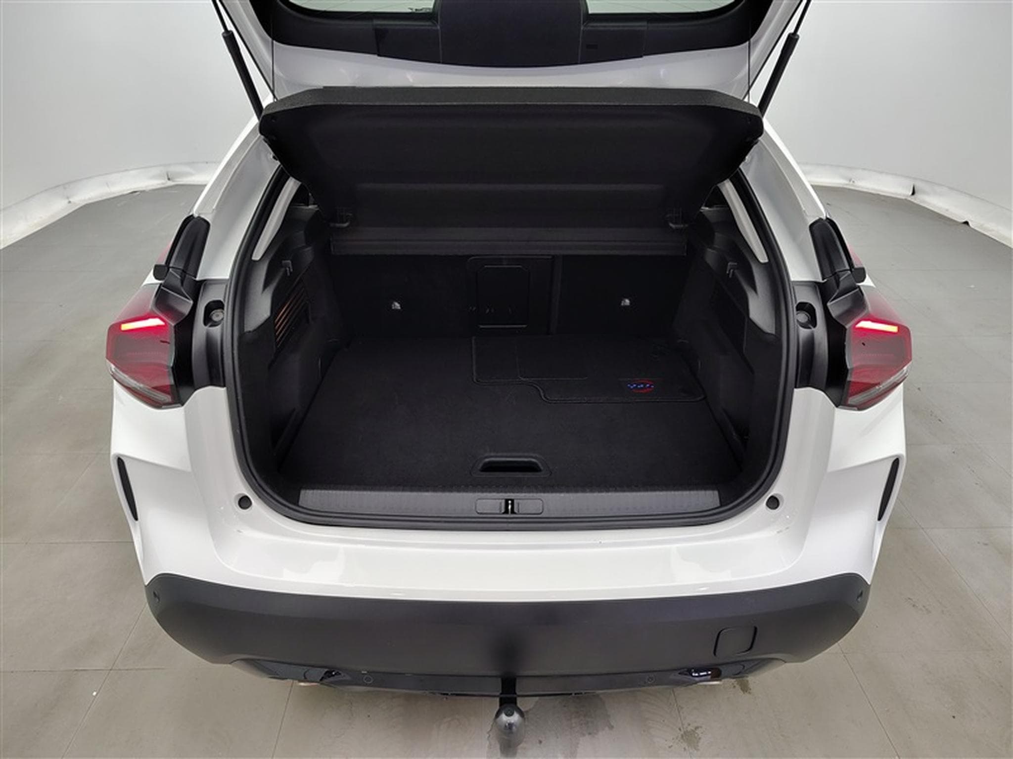Citroen C4 1.2 PureTech Shine Pack CUIR/NAVI/FULL LED (2023) - Photo 14