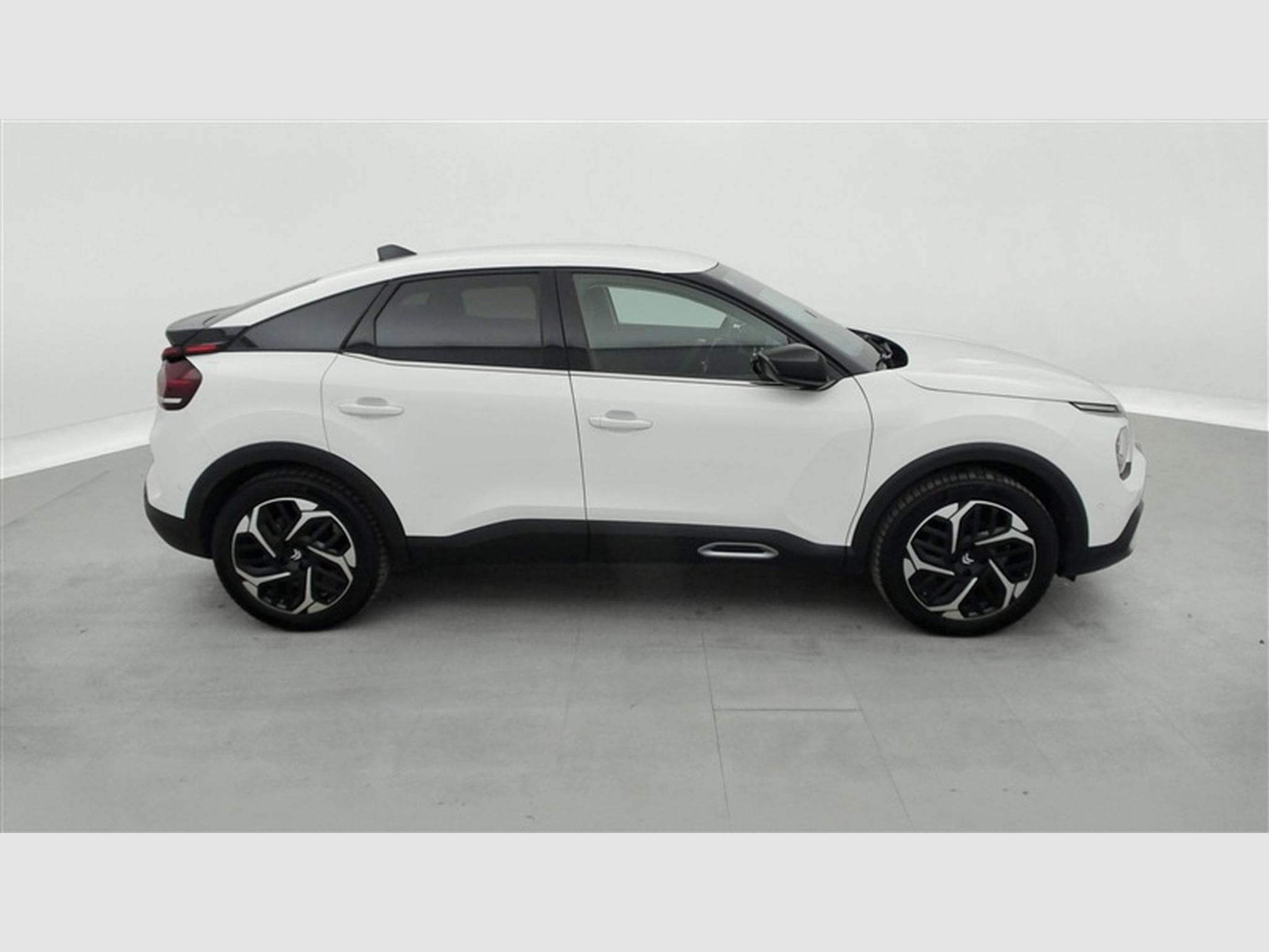 Citroen C4 1.2 PureTech Shine Pack CUIR/NAVI/FULL LED (2023) - Photo 25