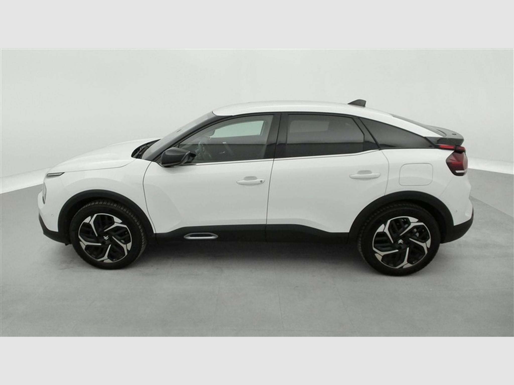 Citroen C4 1.2 PureTech Shine Pack CUIR/NAVI/FULL LED (2023) - Photo 3