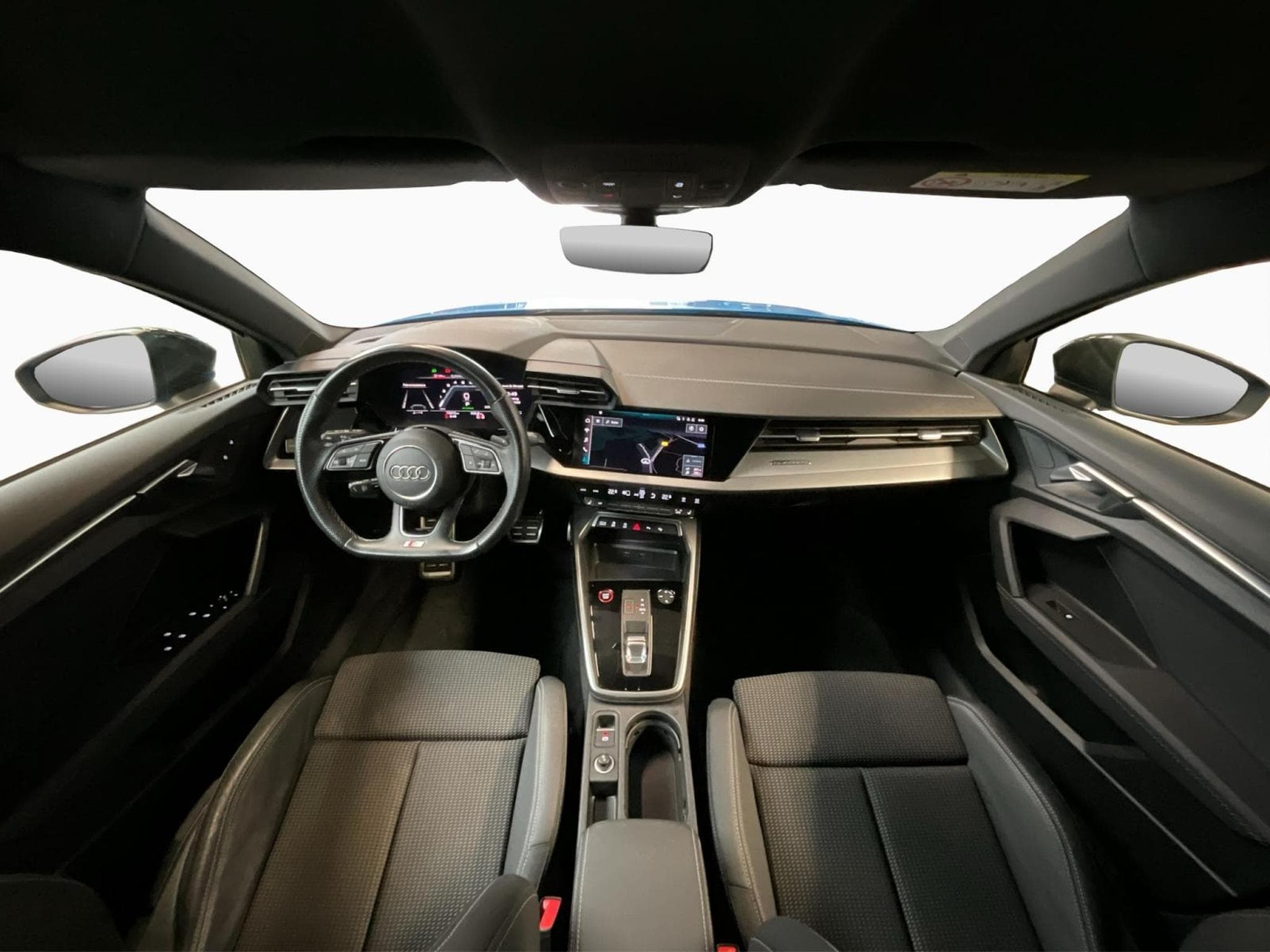 Audi S3 SB+TFSI+Quattro+S-Tronic+LM18 (2023) - Photo 2