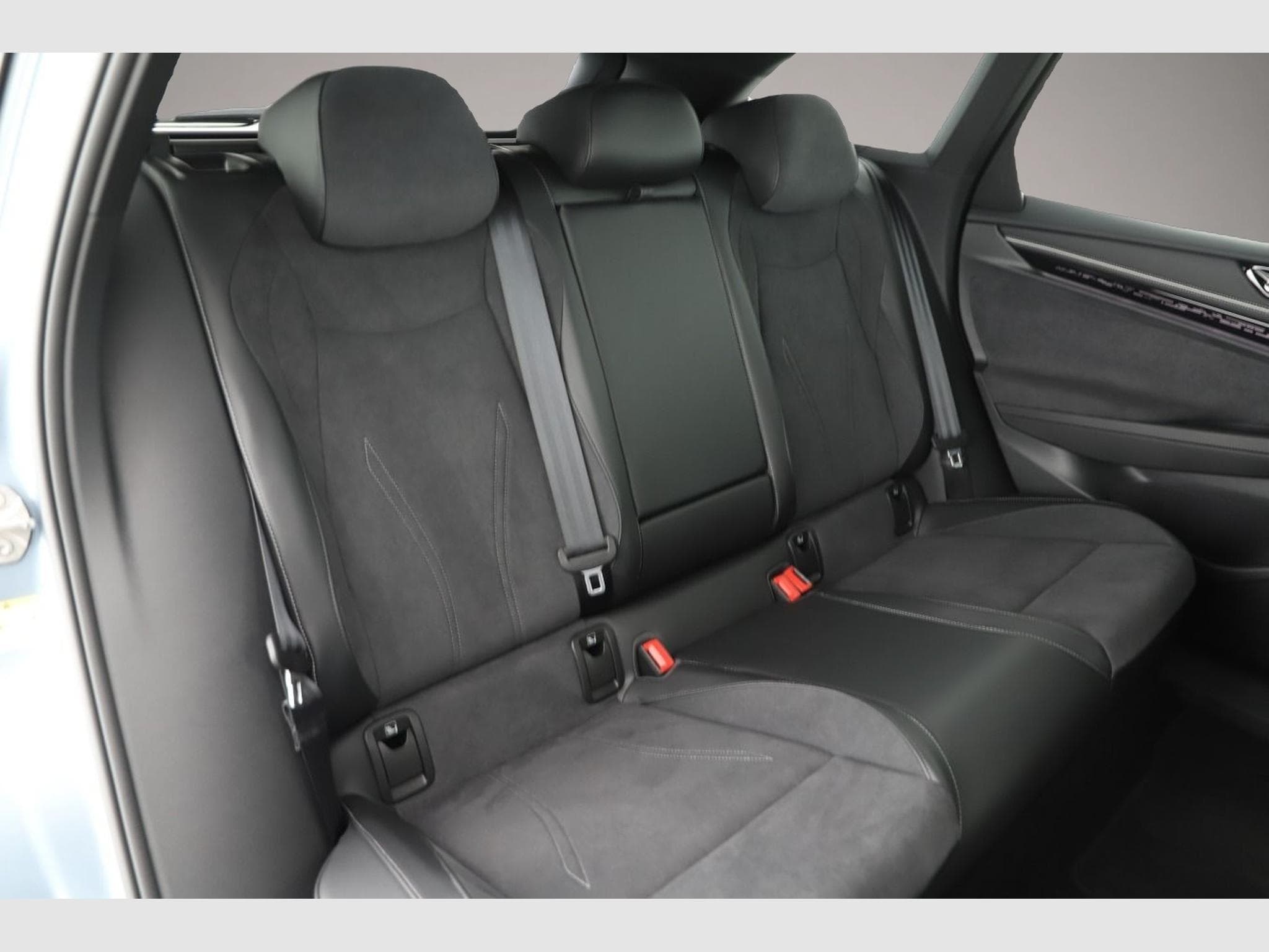 VW ID.5 (2025) - Photo 5