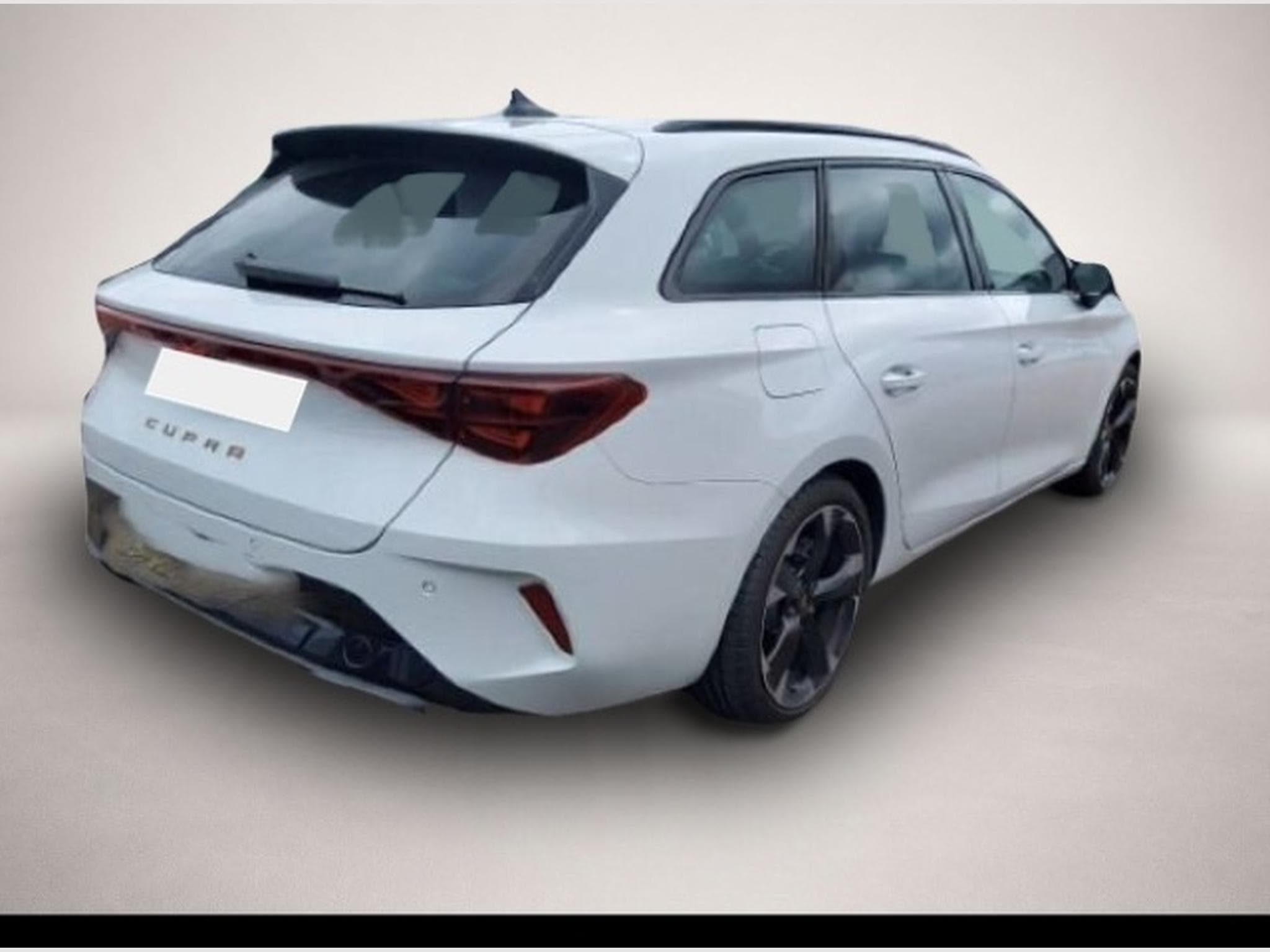 Cupra Leon (2025) - Photo 2
